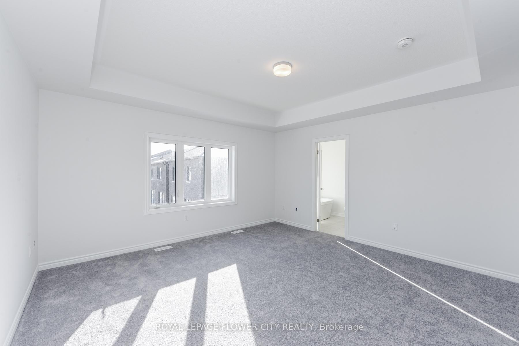 Photo 38 of 57 Tapscott Crescent, Brampton, Sandringham-Wellington North — HOMEH