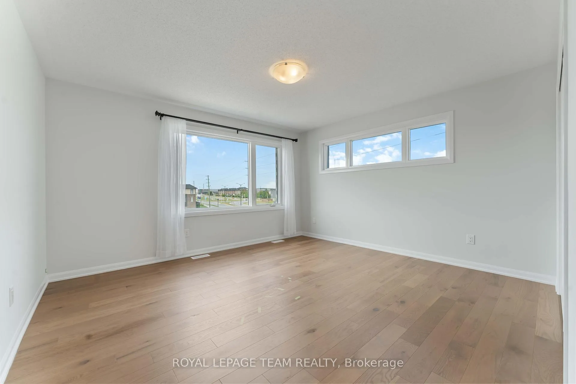 Photo 24 of 719 Arcadian Private, Ottawa, Kanata - Kanata Lakes/Heritage Hills — HOMEH