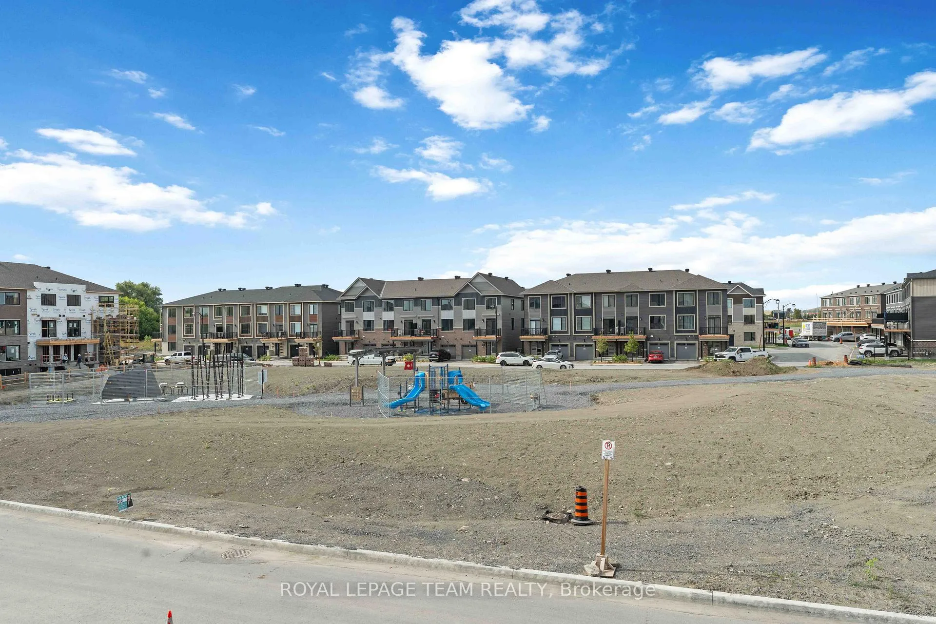 Photo 27 of 719 Arcadian Private, Ottawa, Kanata - Kanata Lakes/Heritage Hills — HOMEH