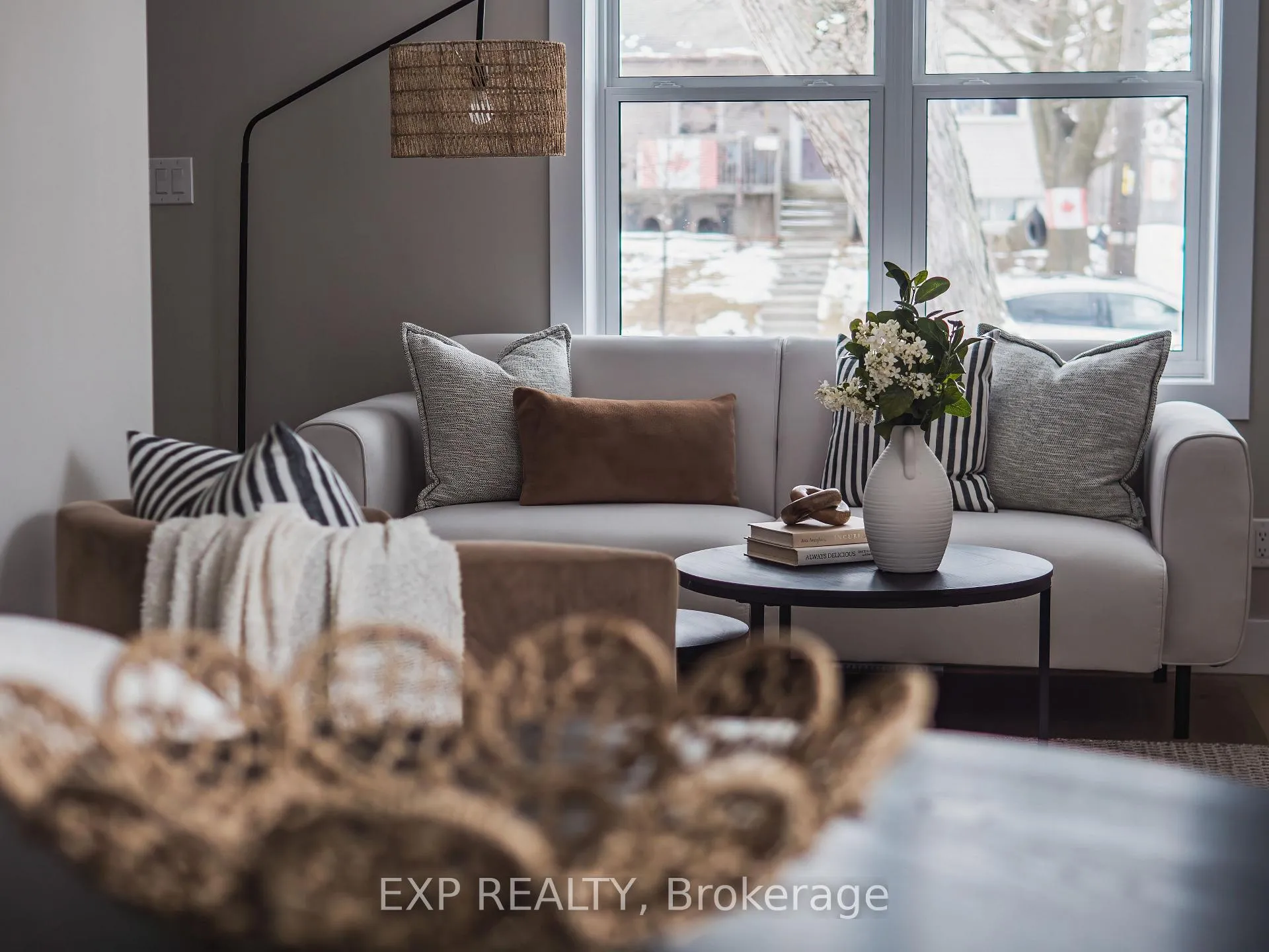 Photo 8 of 491 Upper Wentworth Street, Hamilton, Eastmount — HOMEH