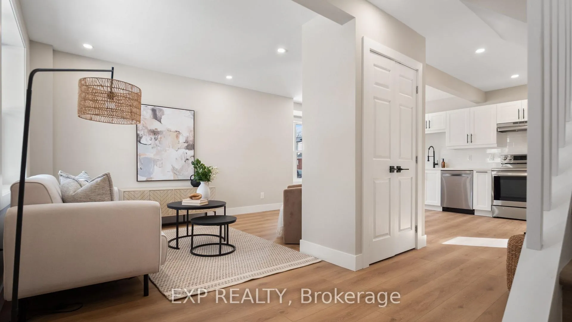 Photo 15 of 491 Upper Wentworth Street, Hamilton, Eastmount — HOMEH
