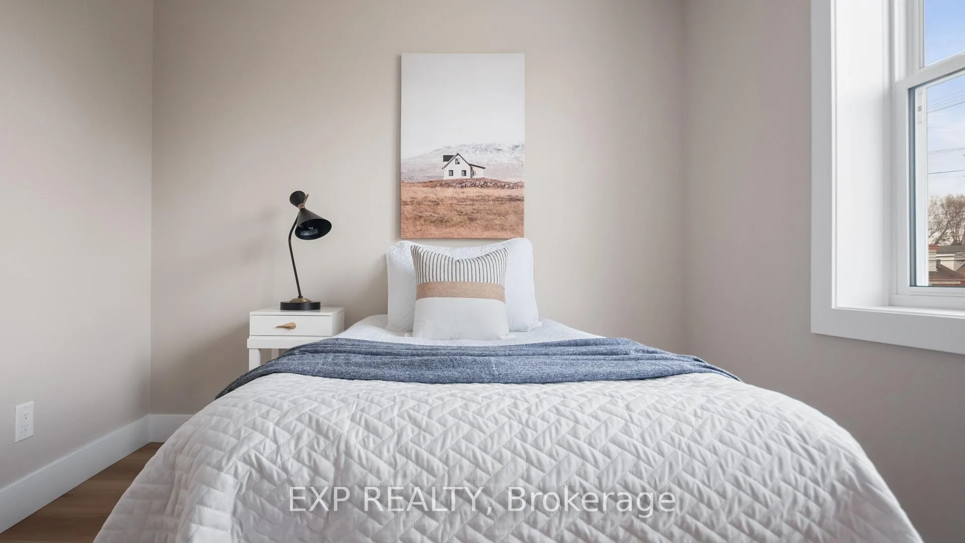 Photo 20 of 491 Upper Wentworth Street, Hamilton, Eastmount — HOMEH