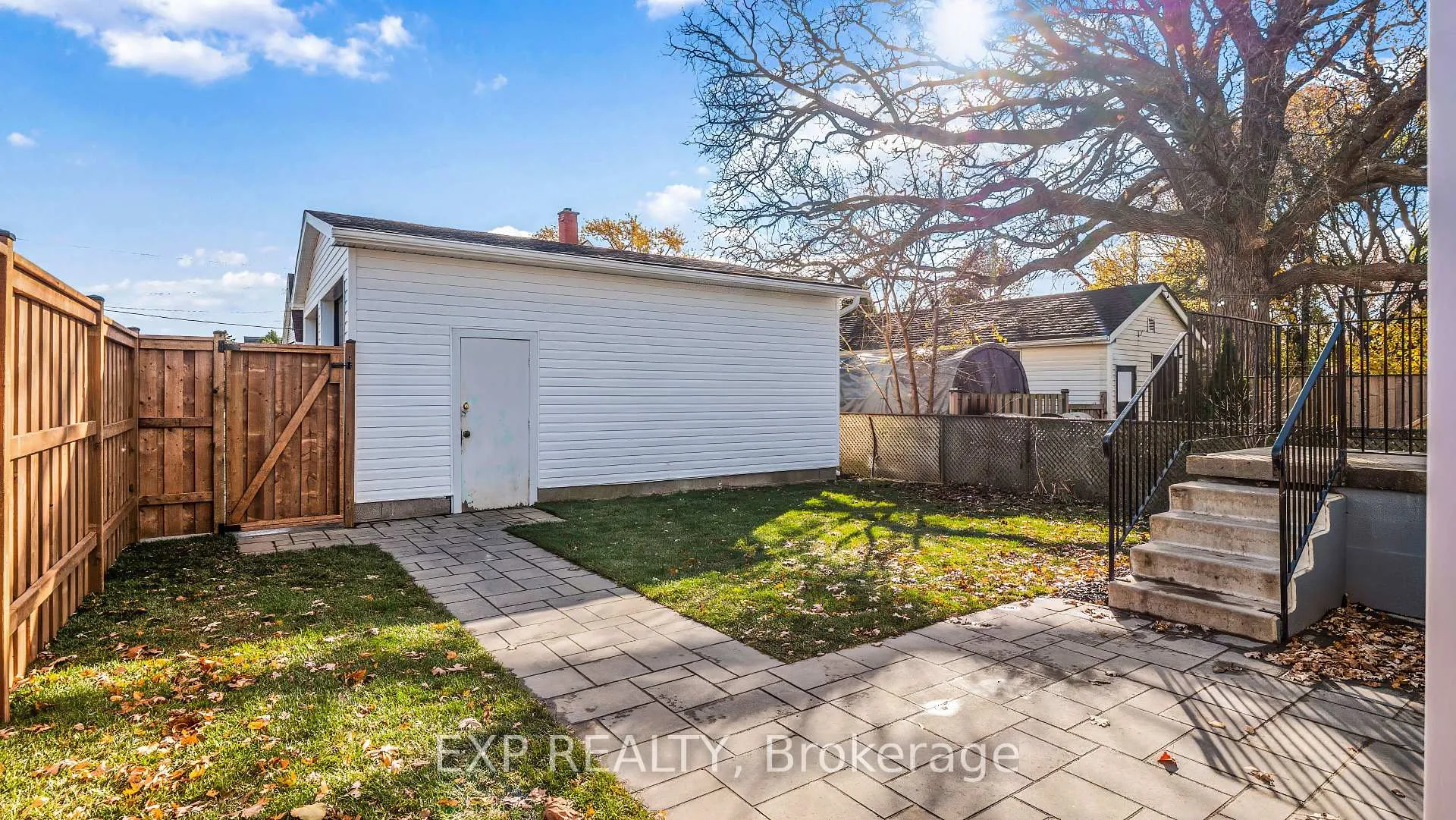 Photo 27 of 491 Upper Wentworth Street, Hamilton, Eastmount — HOMEH
