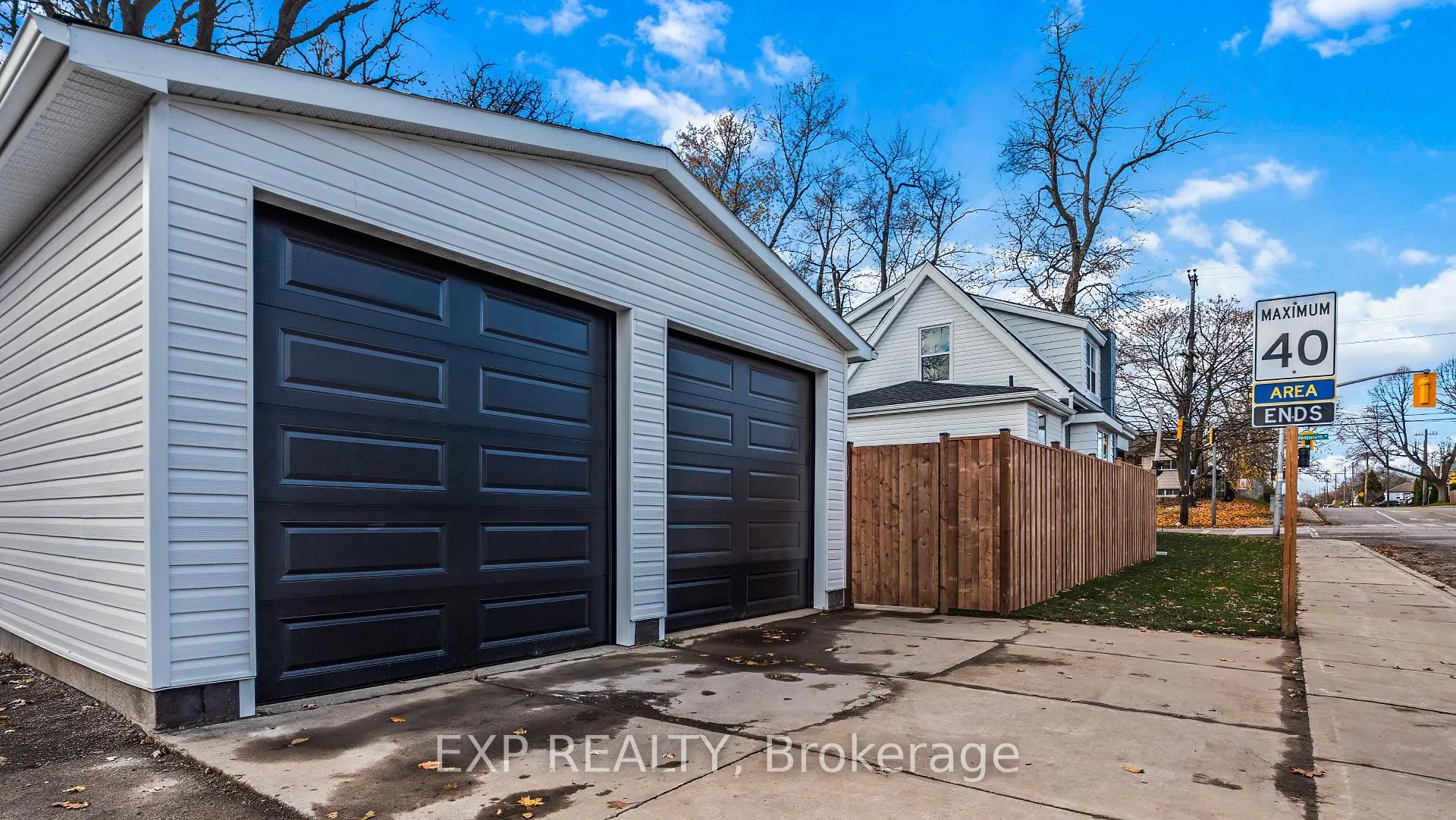 Photo 29 of 491 Upper Wentworth Street, Hamilton, Eastmount — HOMEH