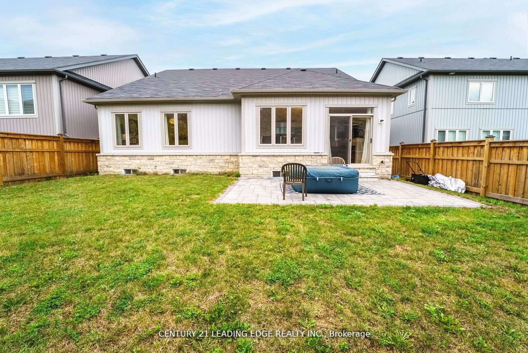 Photo 40 of 10 Timber Drive, Cavan Monaghan, Cavan Twp — HOMEH