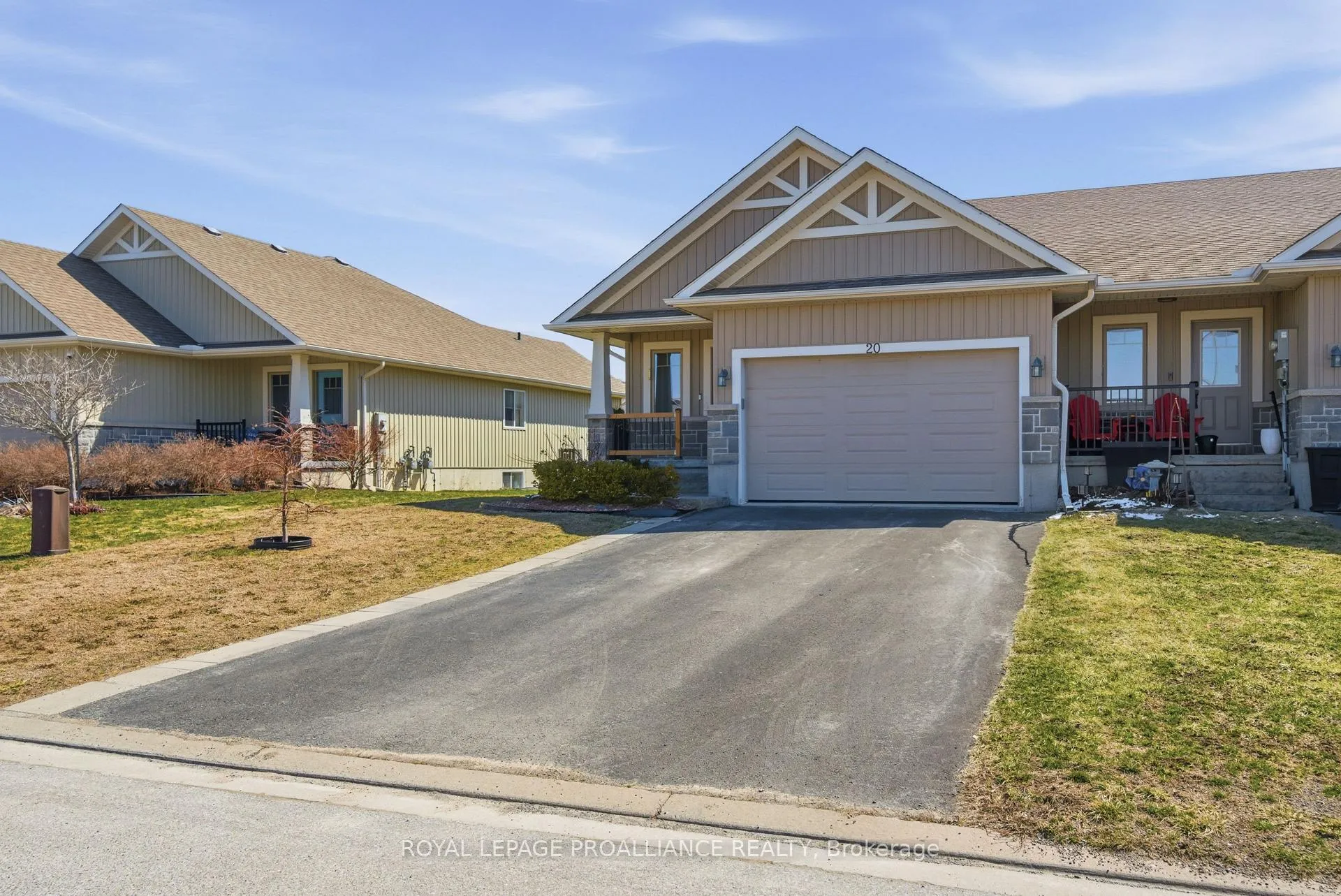Photo 2 of 20 Chinook Street, Belleville, Belleville Ward — HOMEH