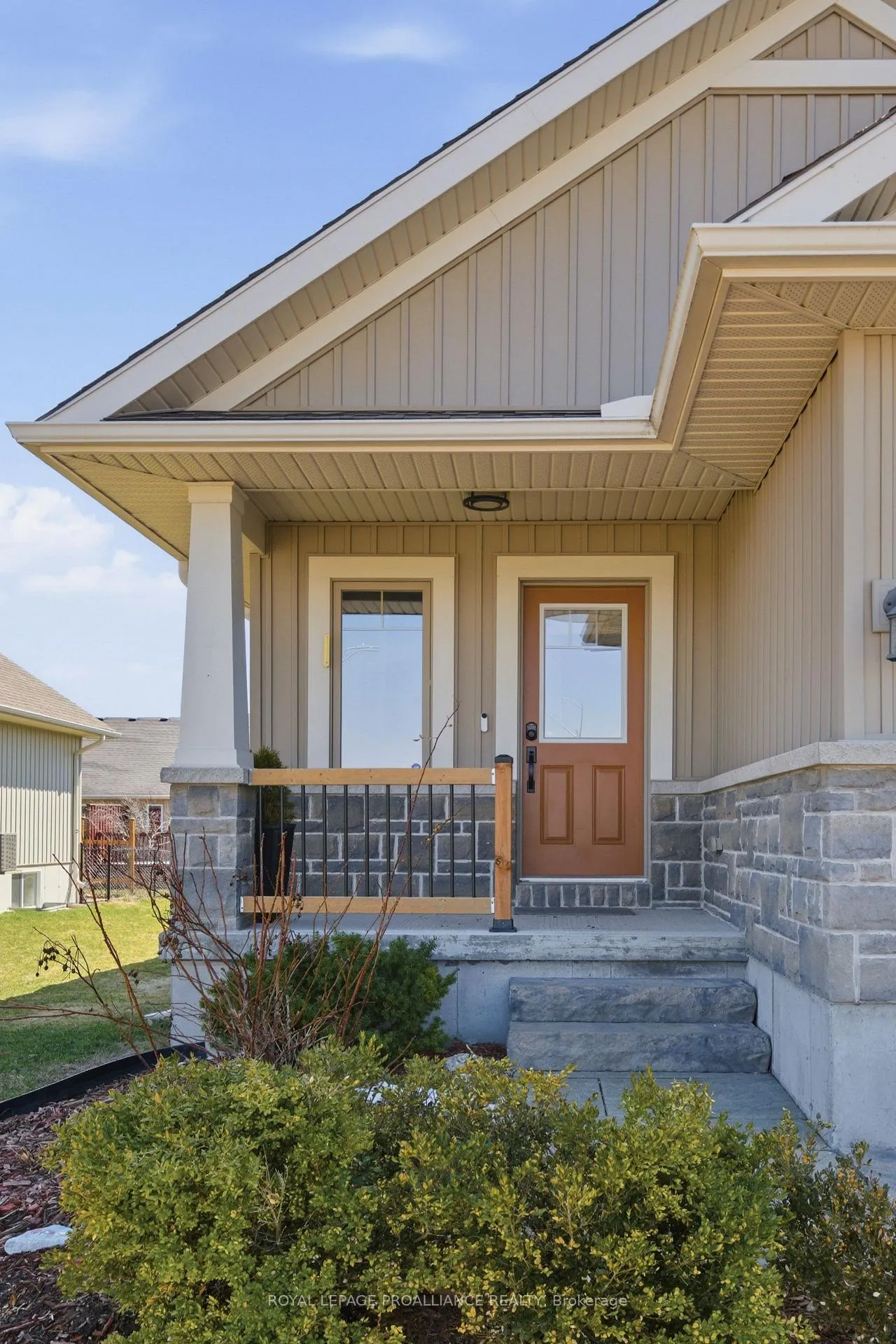 Photo 4 of 20 Chinook Street, Belleville, Belleville Ward — HOMEH