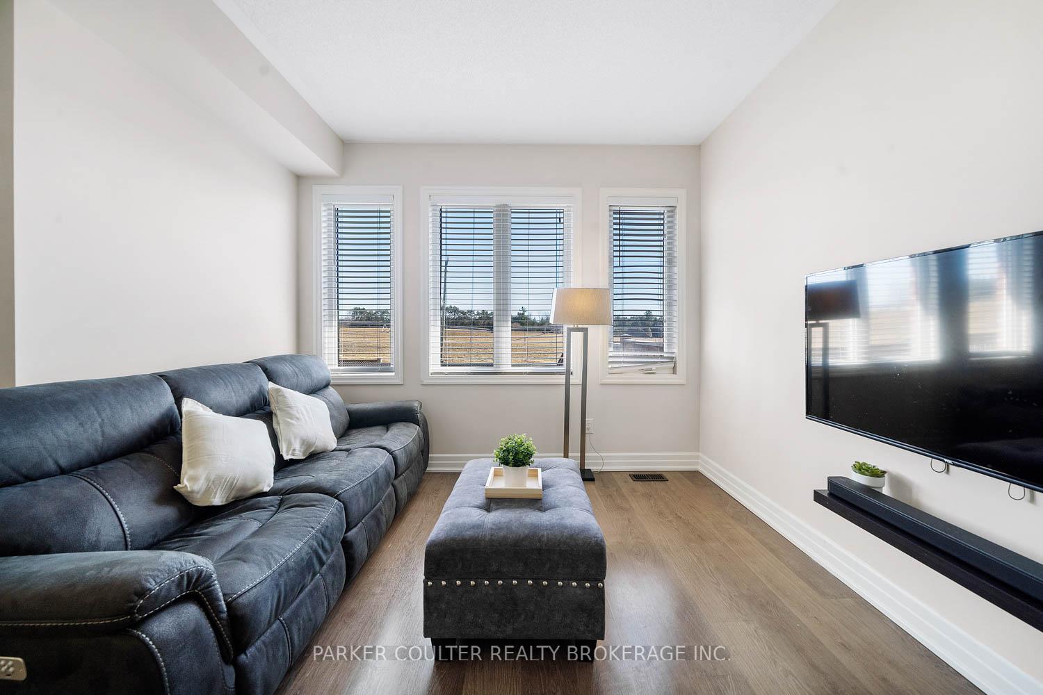 Photo 11 of 107 Wagner Crescent, Essa, Angus — HOMEH