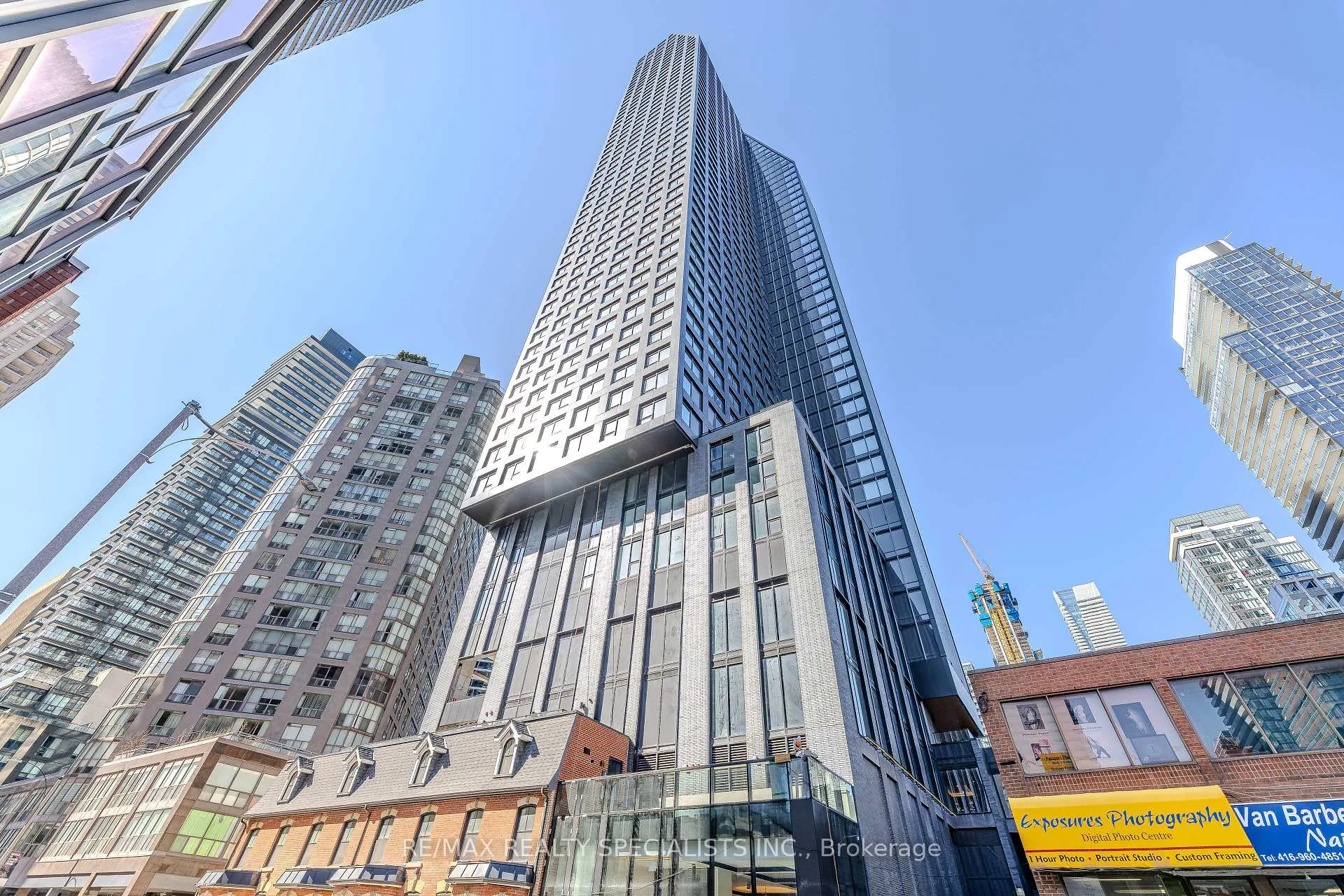 Front of Unit 2907, 8 wellesley Street W