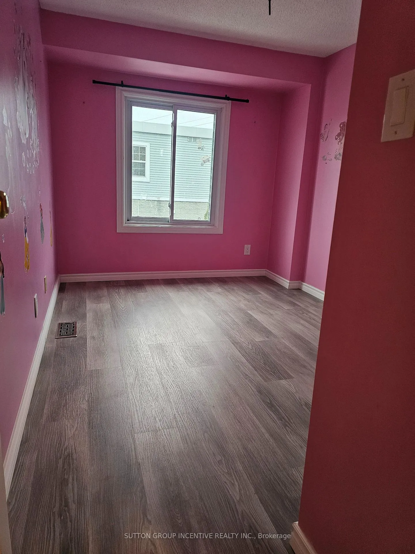 Photo 3 of Unit 29, 6767 Thorold Stone Road, Niagara Falls, Stamford — HOMEH