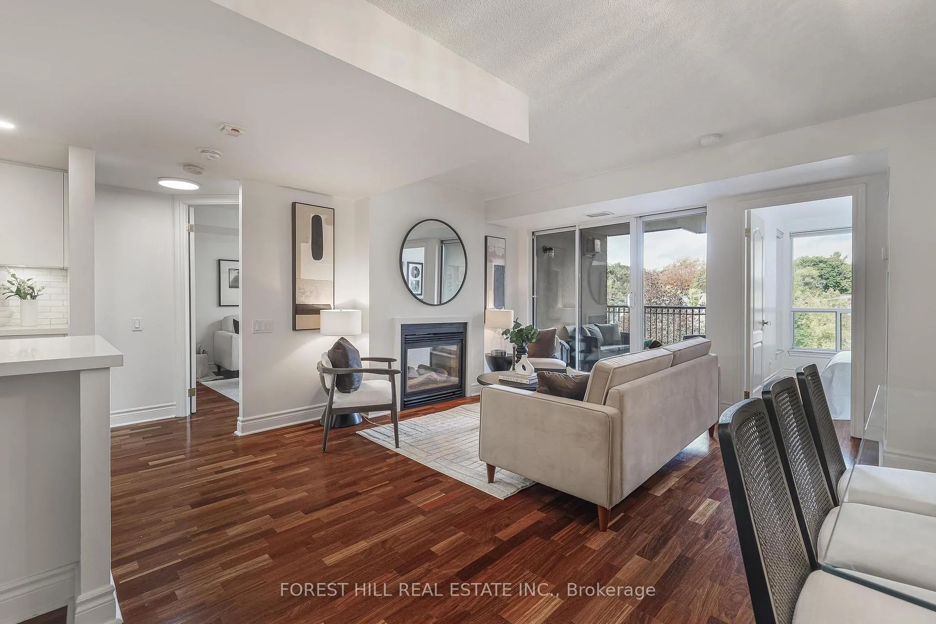 Photo 2 of Unit 407, 2 Alexandra Boulevard, Toronto, Lawrence Park South — HOMEH