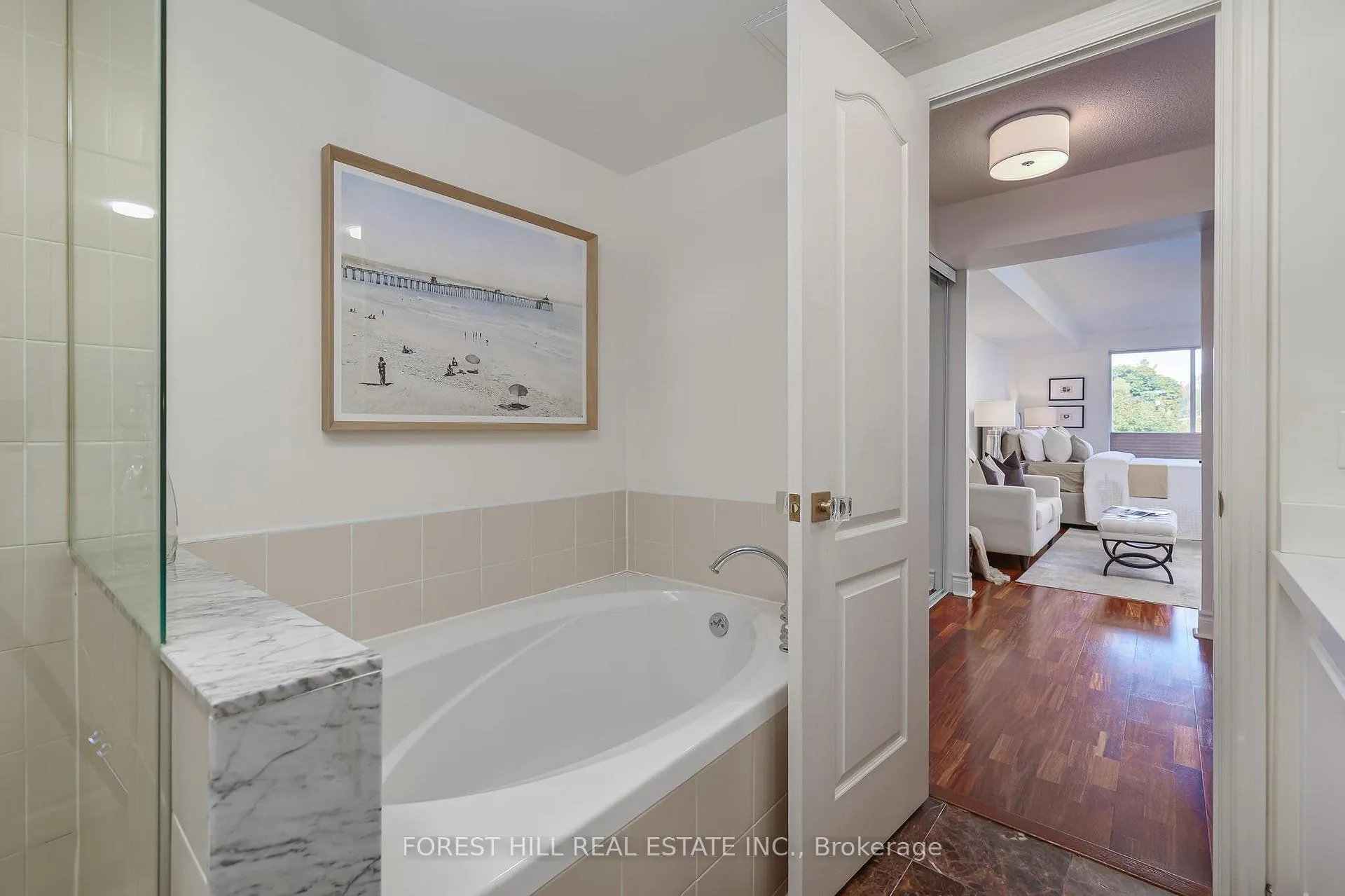 Photo 15 of Unit 407, 2 Alexandra Boulevard, Toronto, Lawrence Park South — HOMEH