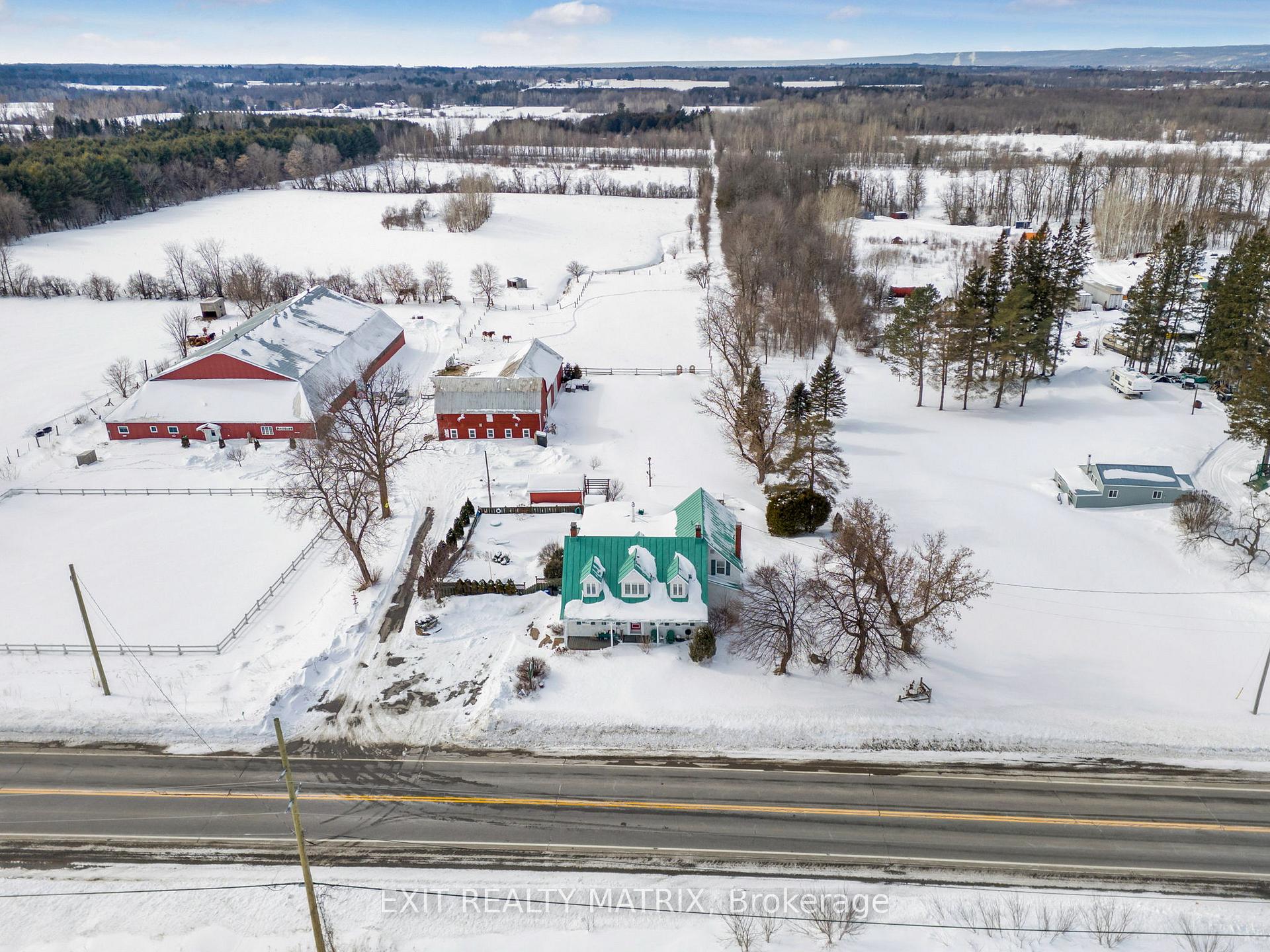 Photo 8 of 2786 Highway 34, Champlain, Champlain Twp — HOMEH