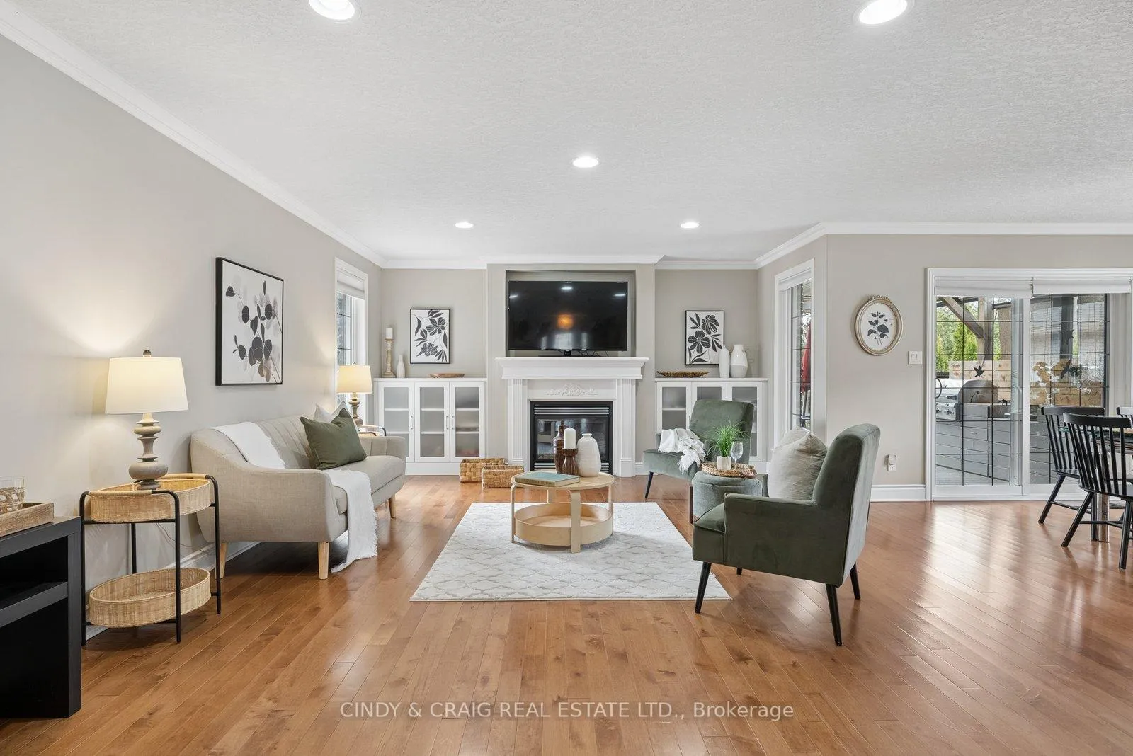 Photo 4 of 28 Pine Marsh Lane, Quinte West, Murray Ward — HOMEH