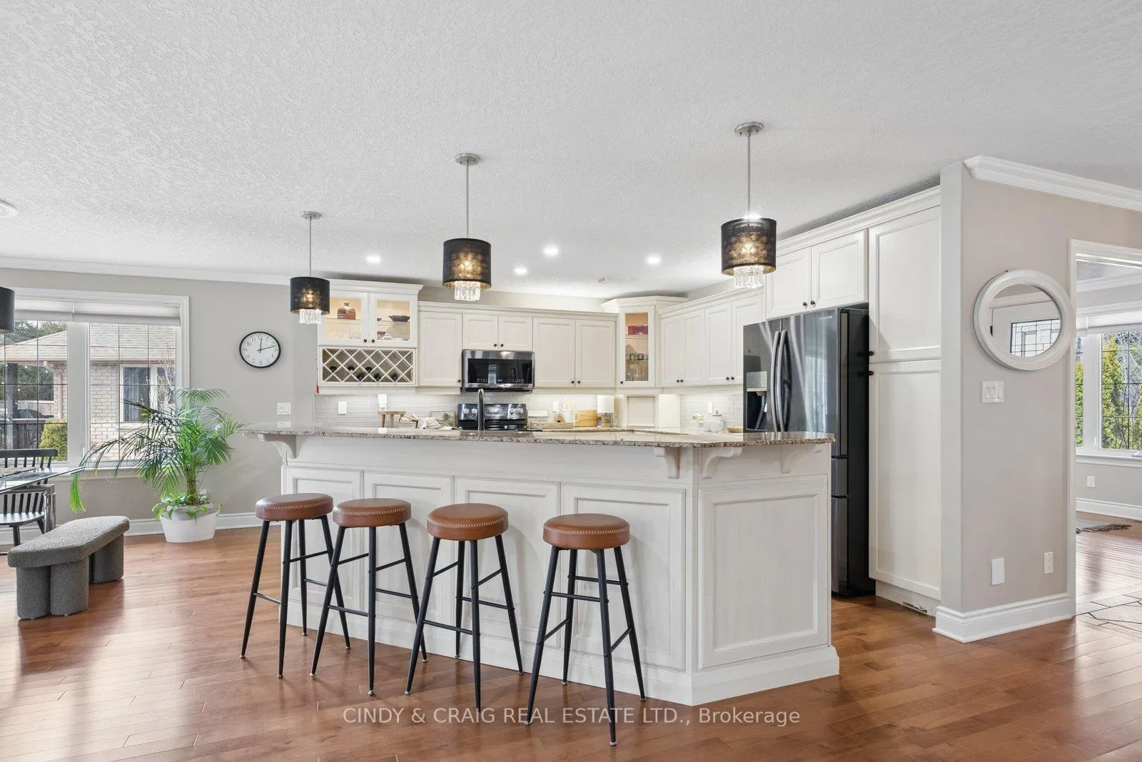 Photo 5 of 28 Pine Marsh Lane, Quinte West, Murray Ward — HOMEH
