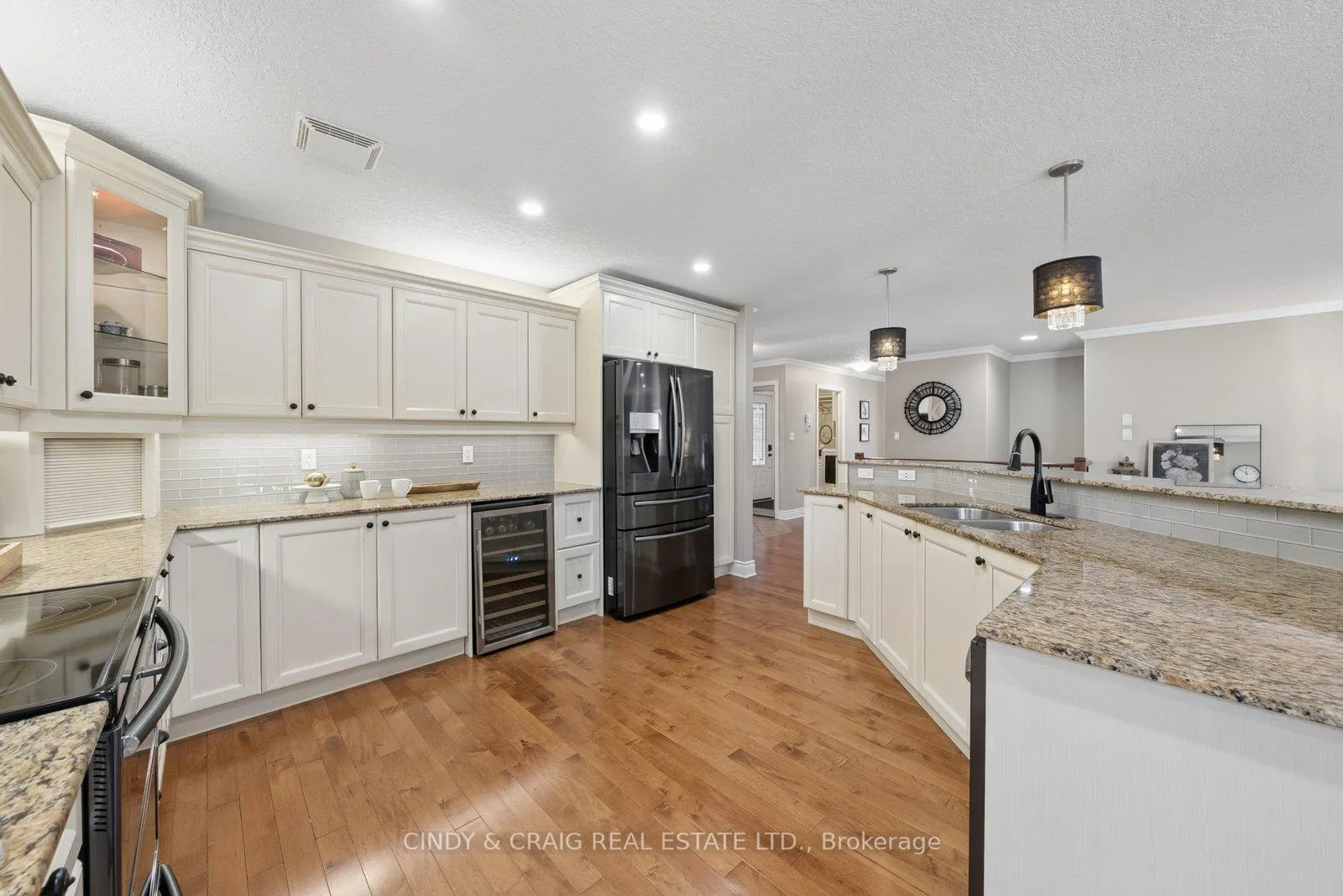 Photo 6 of 28 Pine Marsh Lane, Quinte West, Murray Ward — HOMEH