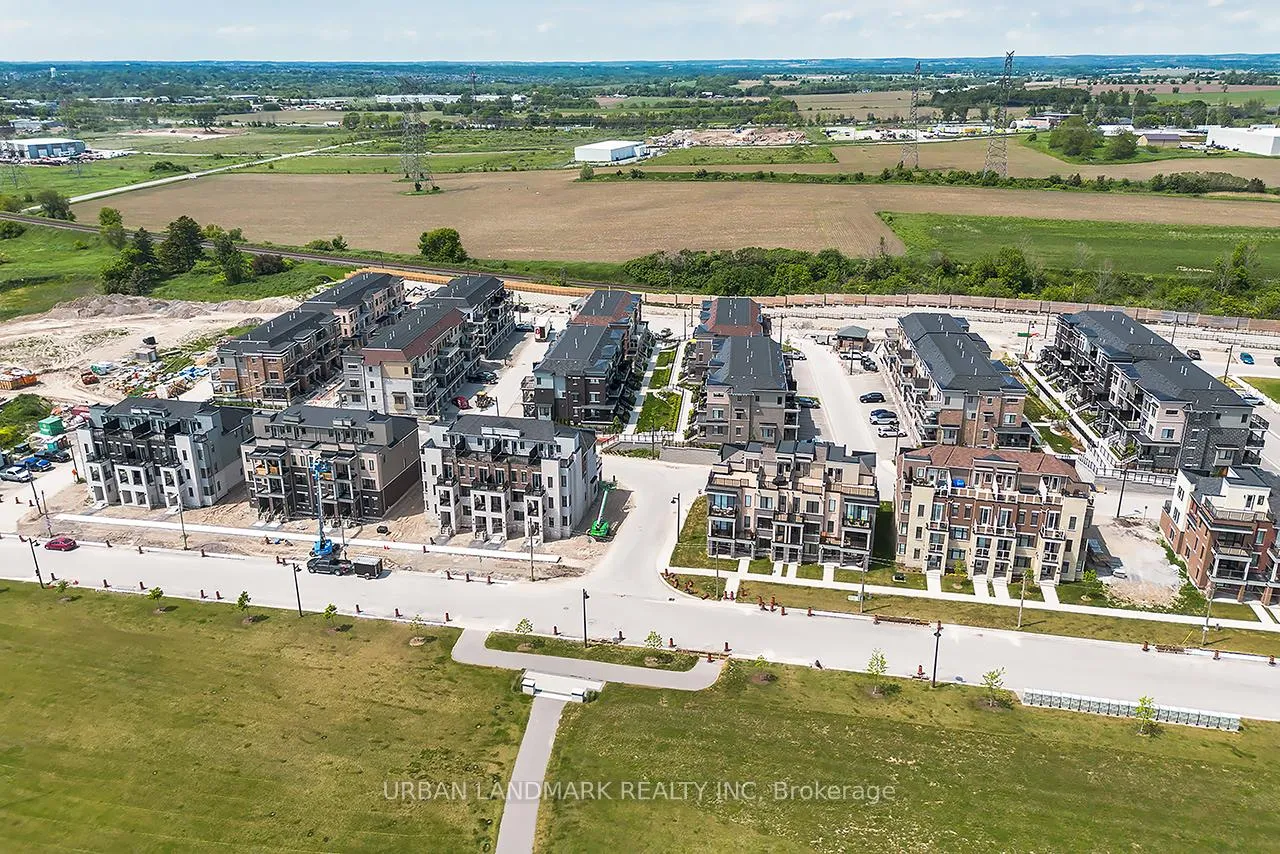 Photo 21 of Unit 26D, 26 Lookout Drive, Clarington, Bowmanville — HOMEH