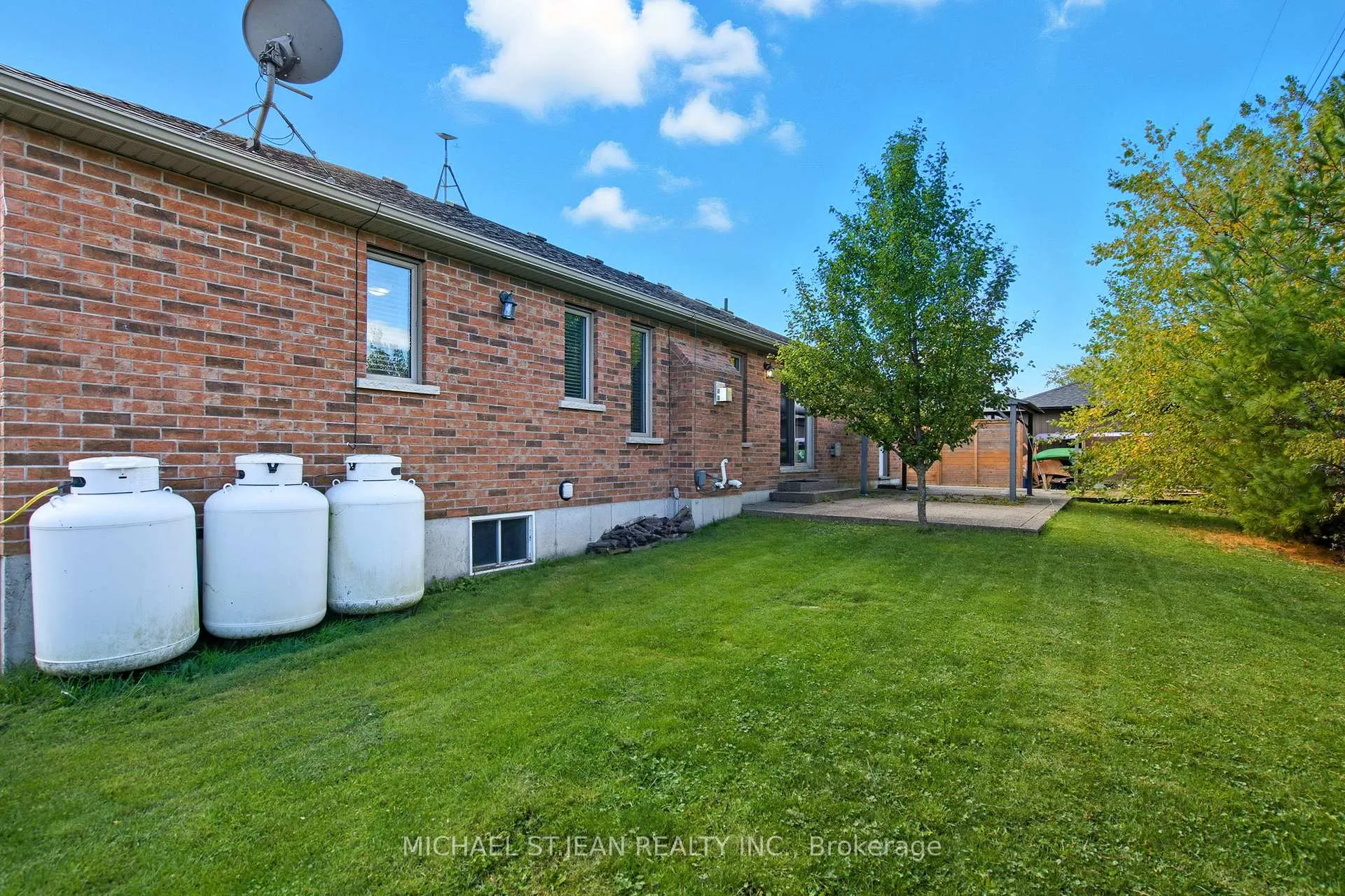 Photo 41 of 29 Lakeview Lane, Haldimand — HOMEH