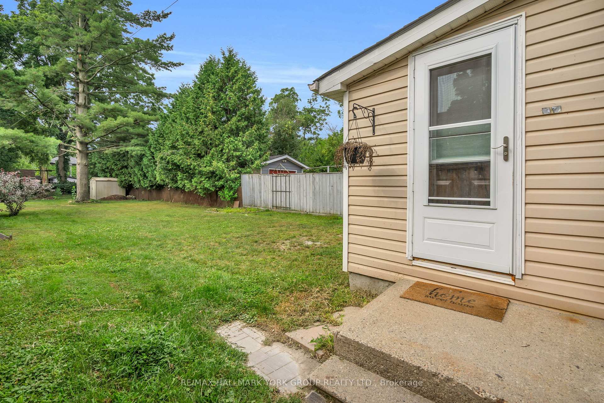 Photo 23 of 247 Shorecrest Road, Georgina, Keswick North — HOMEH