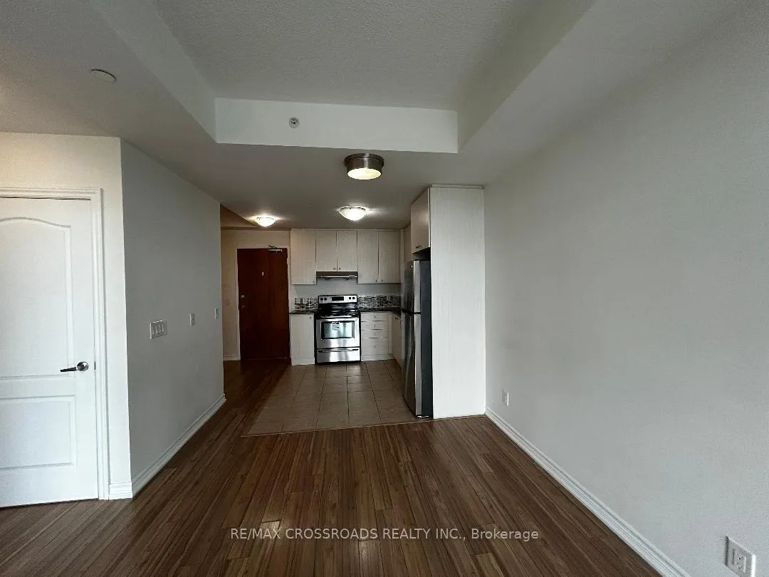 Photo 6 of Unit 911, 8323 Kennedy Road, Markham, Village Green-South Unionville — HOMEH