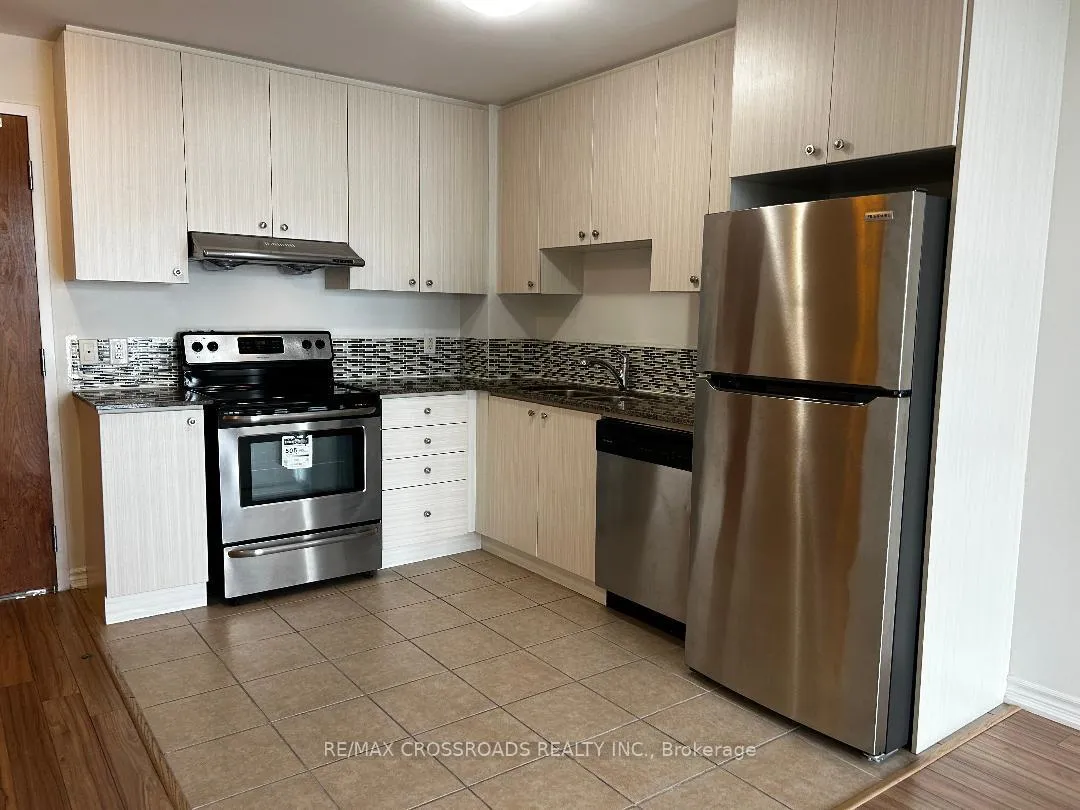 Photo 9 of Unit 911, 8323 Kennedy Road, Markham, Village Green-South Unionville — HOMEH