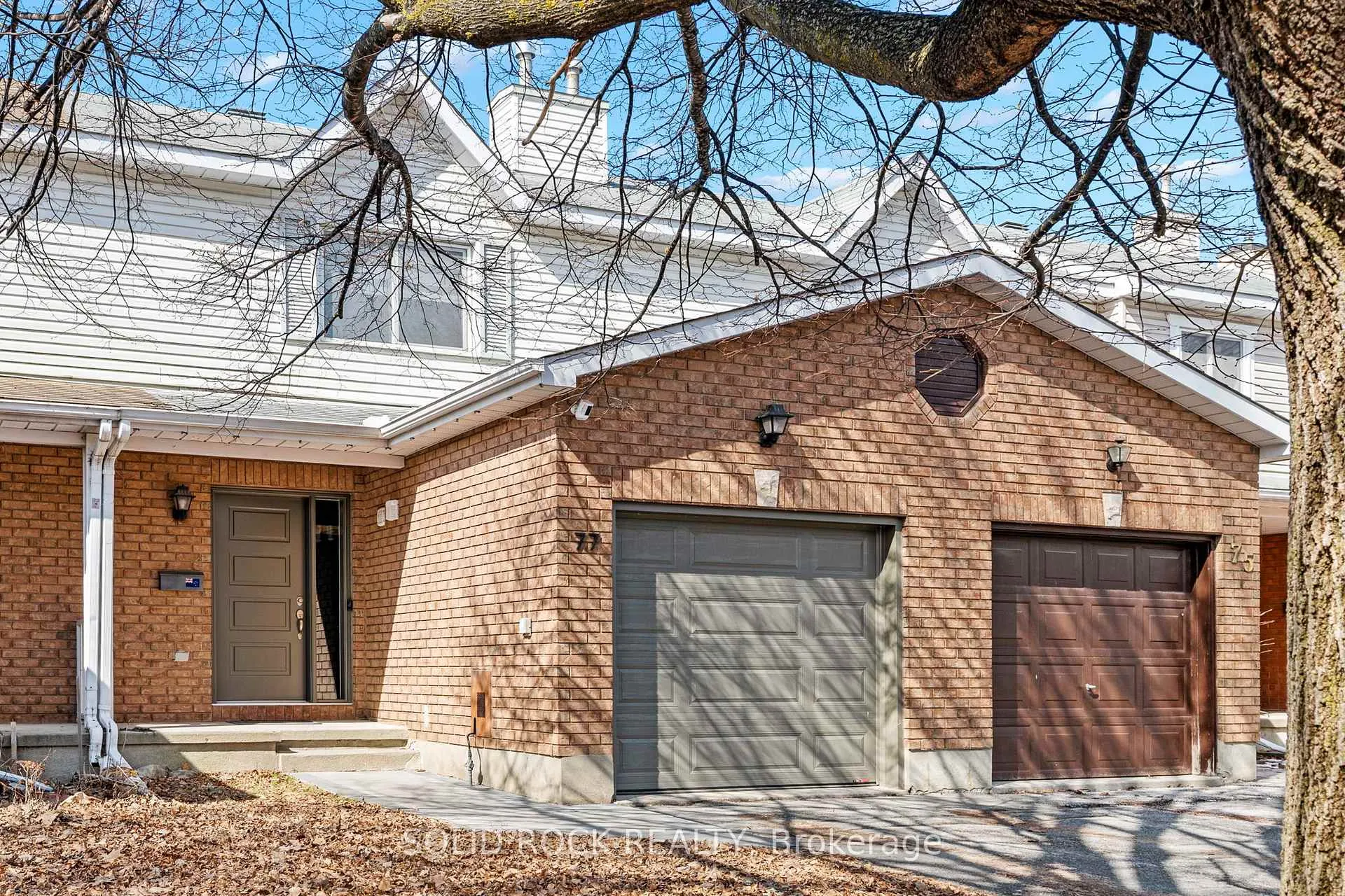 Photo 2 of 77 Markland Crescent, Ottawa, Barrhaven East — HOMEH