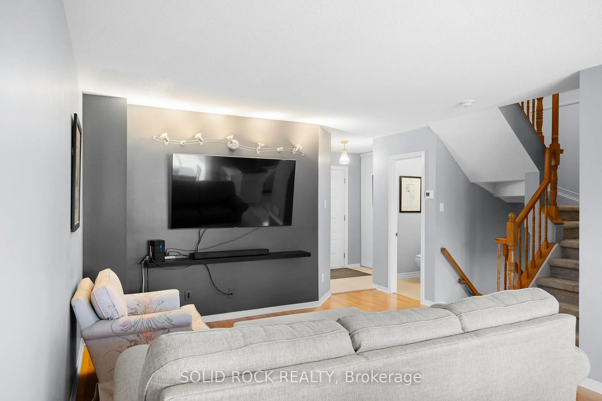 Photo 10 of 77 Markland Crescent, Ottawa, Barrhaven East — HOMEH