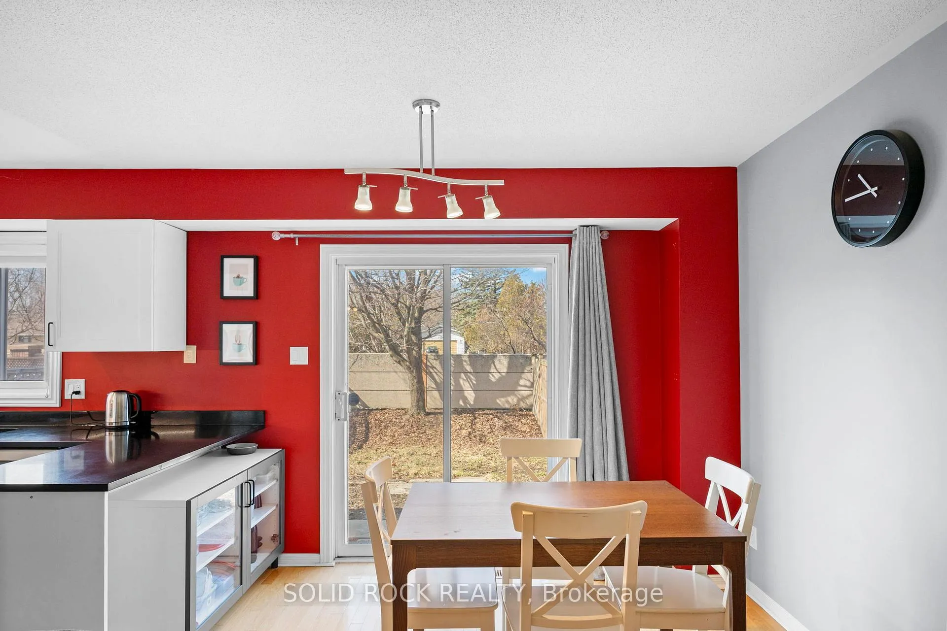 Photo 12 of 77 Markland Crescent, Ottawa, Barrhaven East — HOMEH