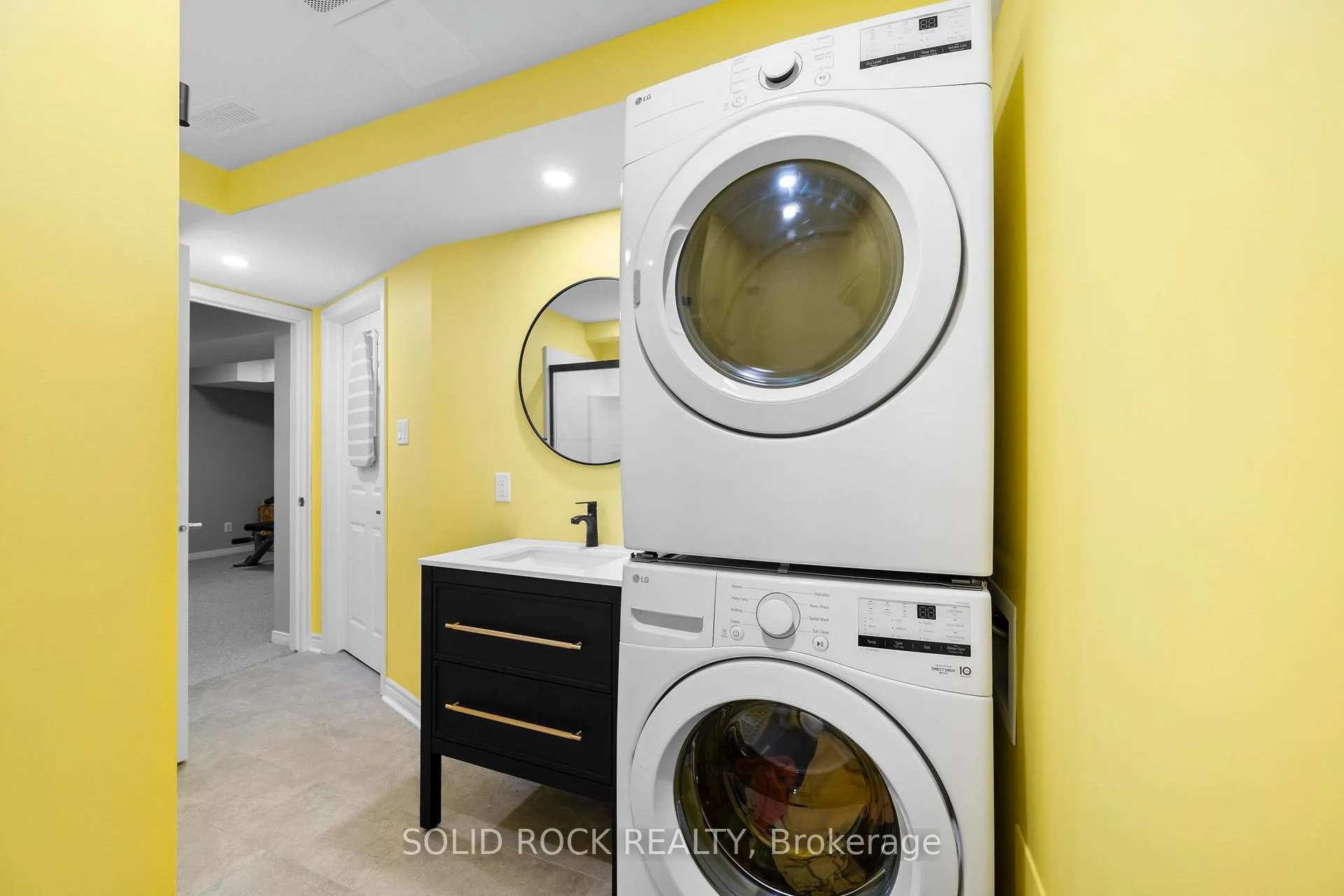 Photo 36 of 77 Markland Crescent, Ottawa, Barrhaven East — HOMEH