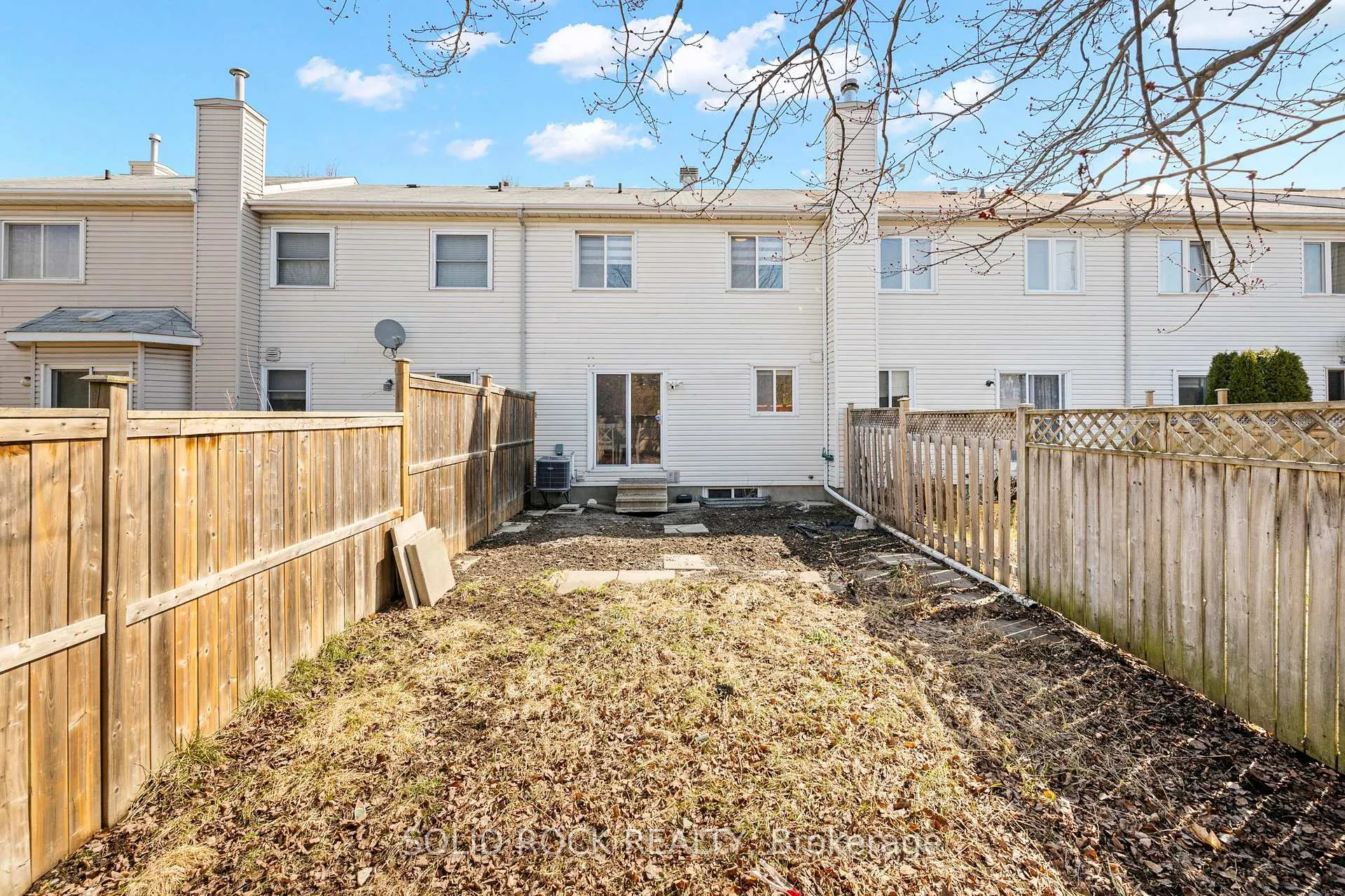 Photo 39 of 77 Markland Crescent, Ottawa, Barrhaven East — HOMEH