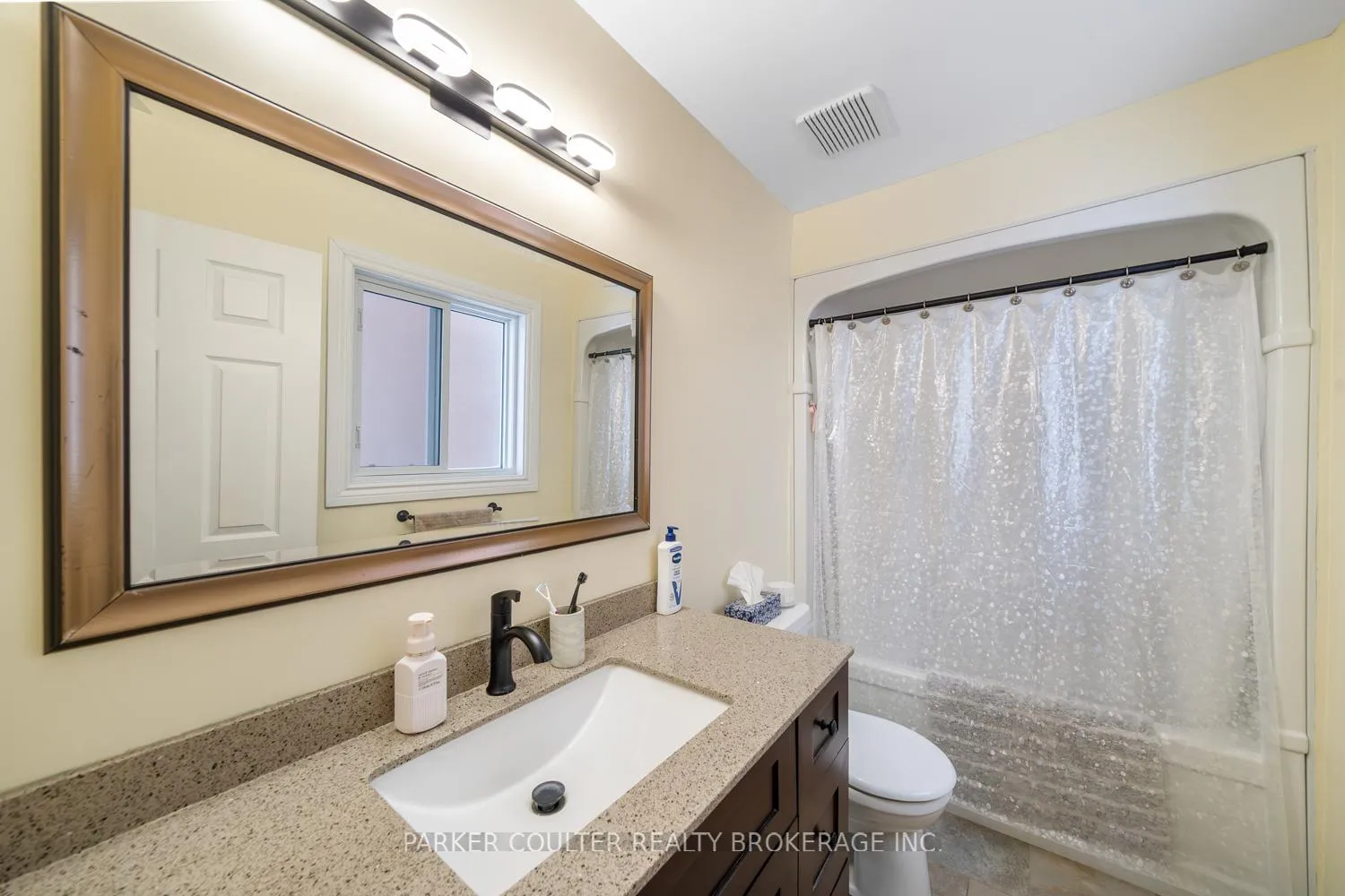 Photo 21 of 5 Pommel Place, Penetanguishene — HOMEH