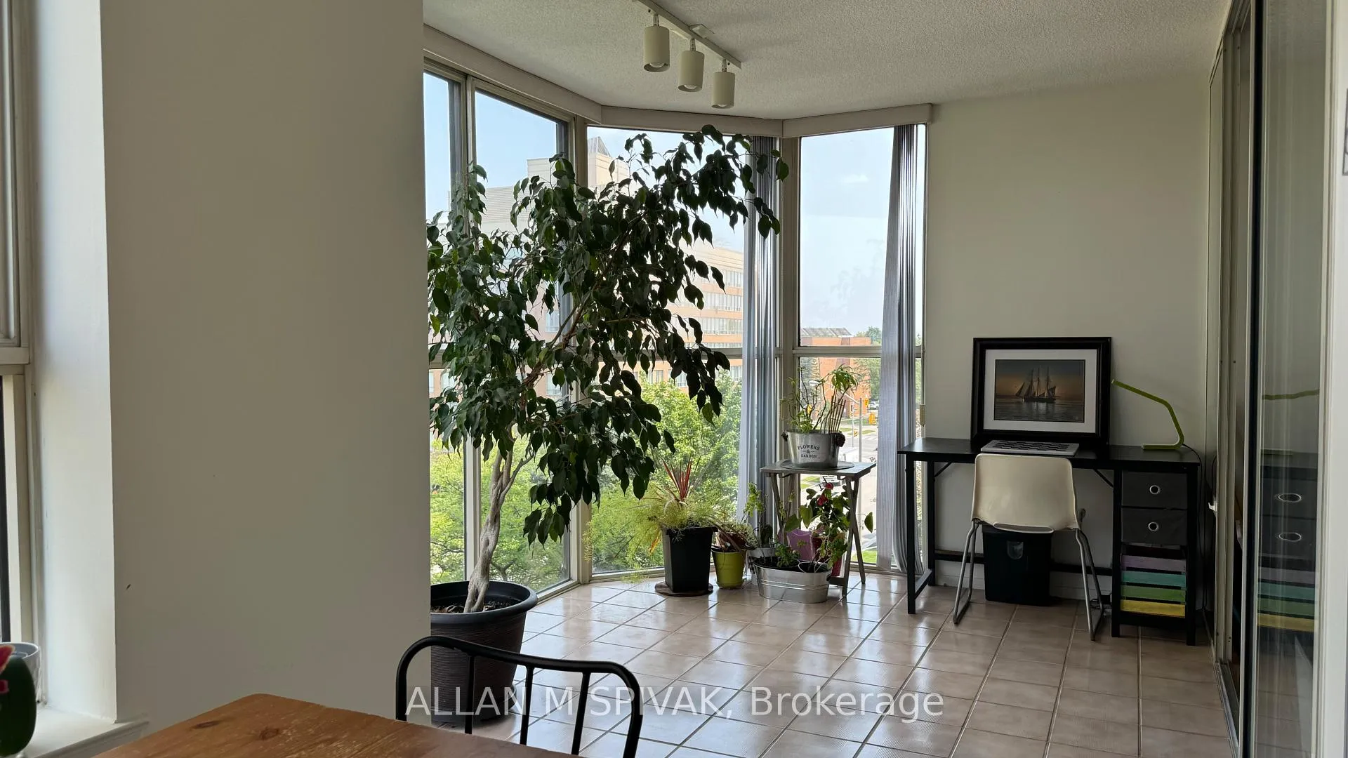 Photo 11 of Unit 504, 271 Ridley Boulevard, Toronto, Bedford Park-Nortown — HOMEH