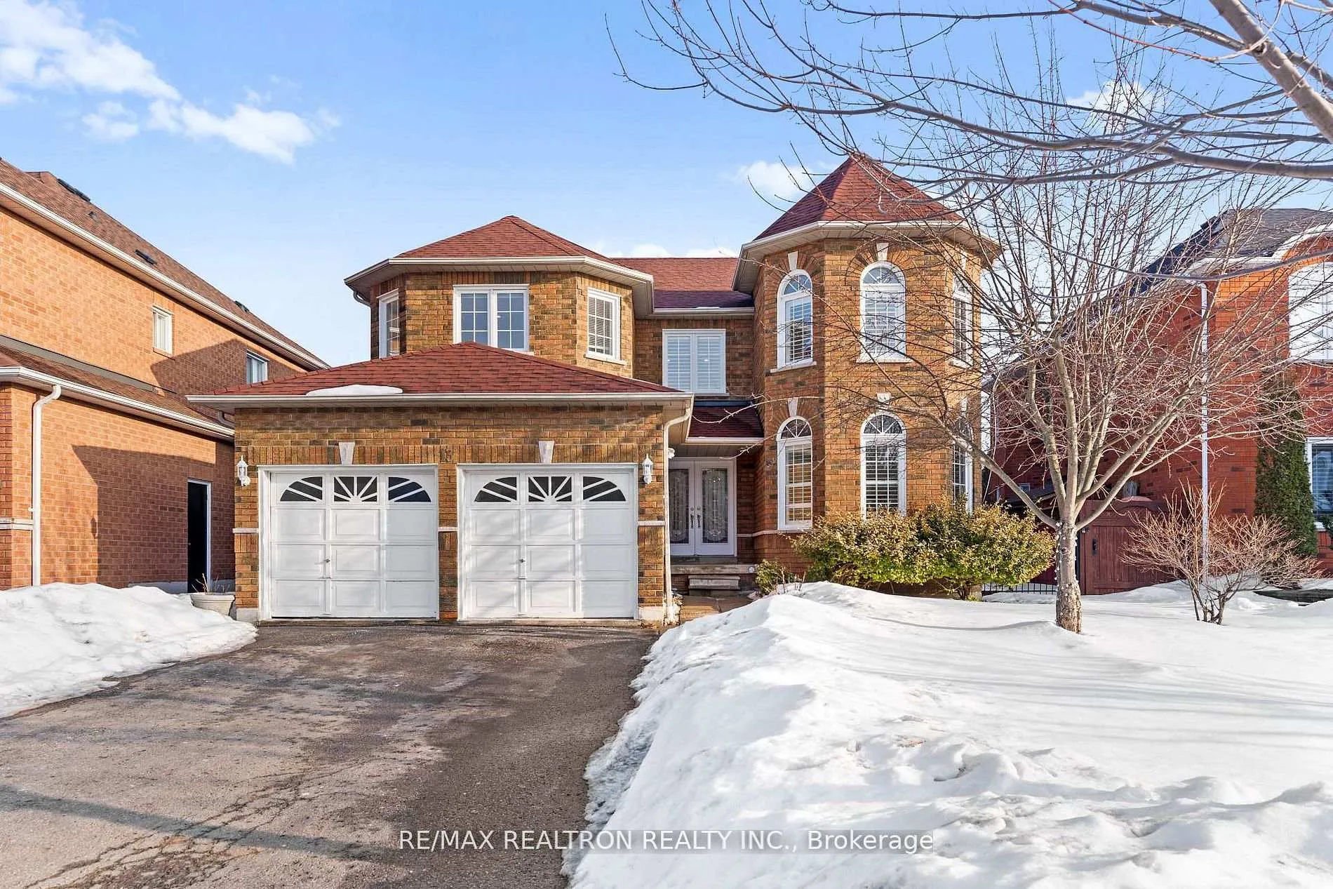 Front of 13 Freeston Crescent