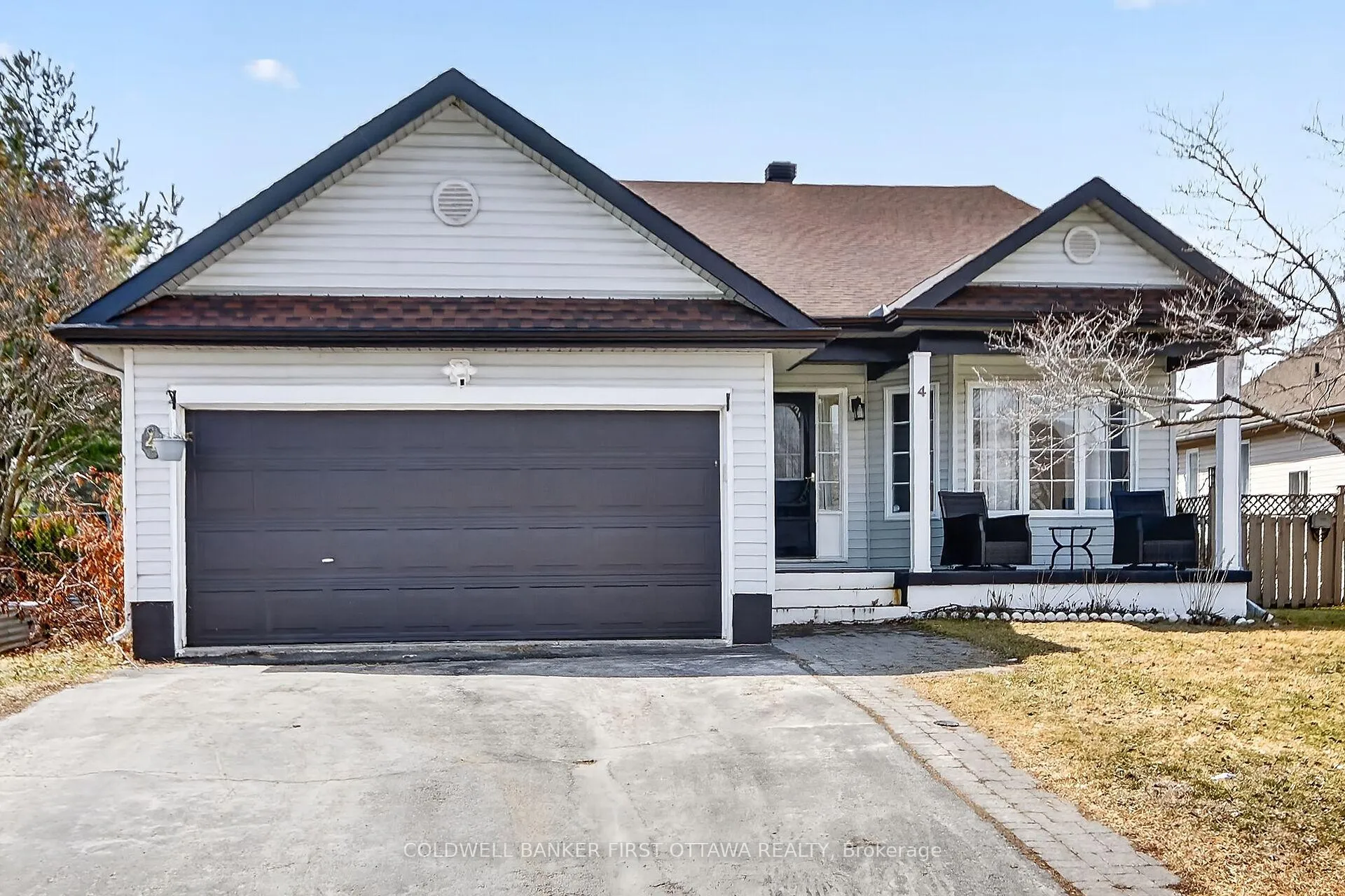 Photo 2 of 4 Mcdiarmid Lane N, Carleton Place — HOMEH