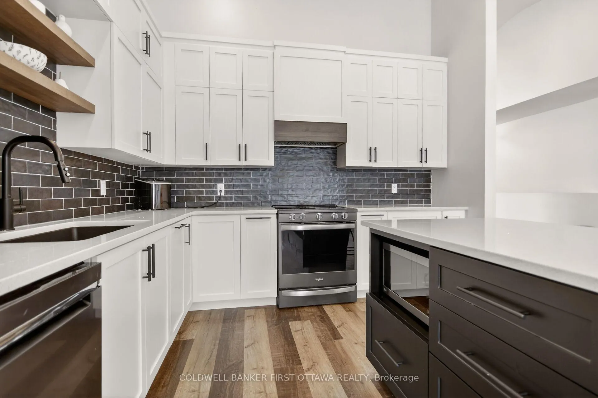 Photo 12 of 4 Mcdiarmid Lane N, Carleton Place — HOMEH