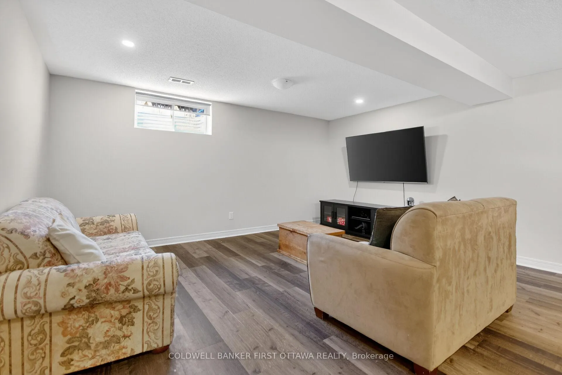 Photo 23 of 4 Mcdiarmid Lane N, Carleton Place — HOMEH