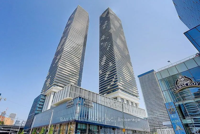 Front of Unit 5016, 55 Cooper Street W