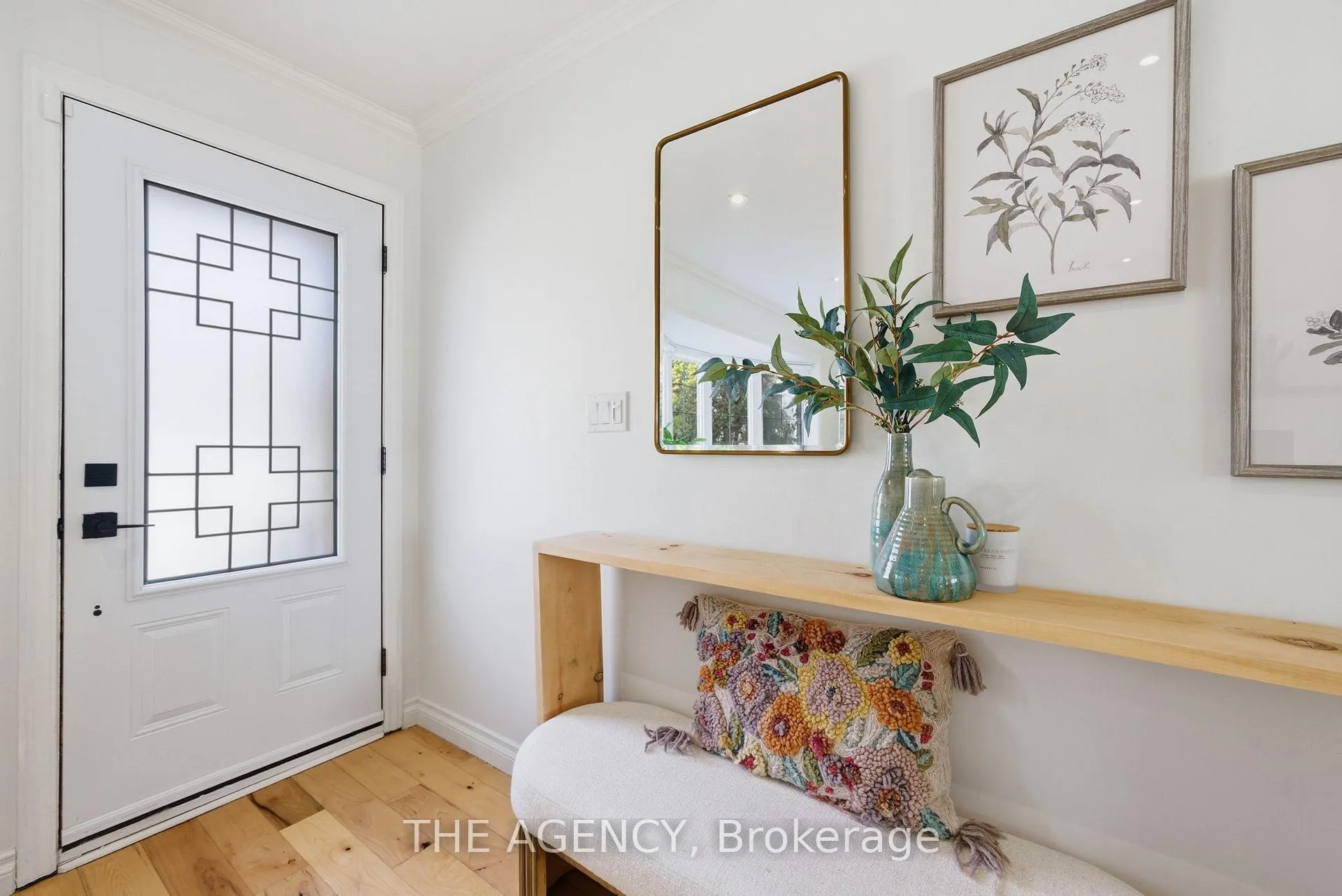 Photo 6 of 118 Applewood Crescent, Whitby, Blue Grass Meadows — HOMEH