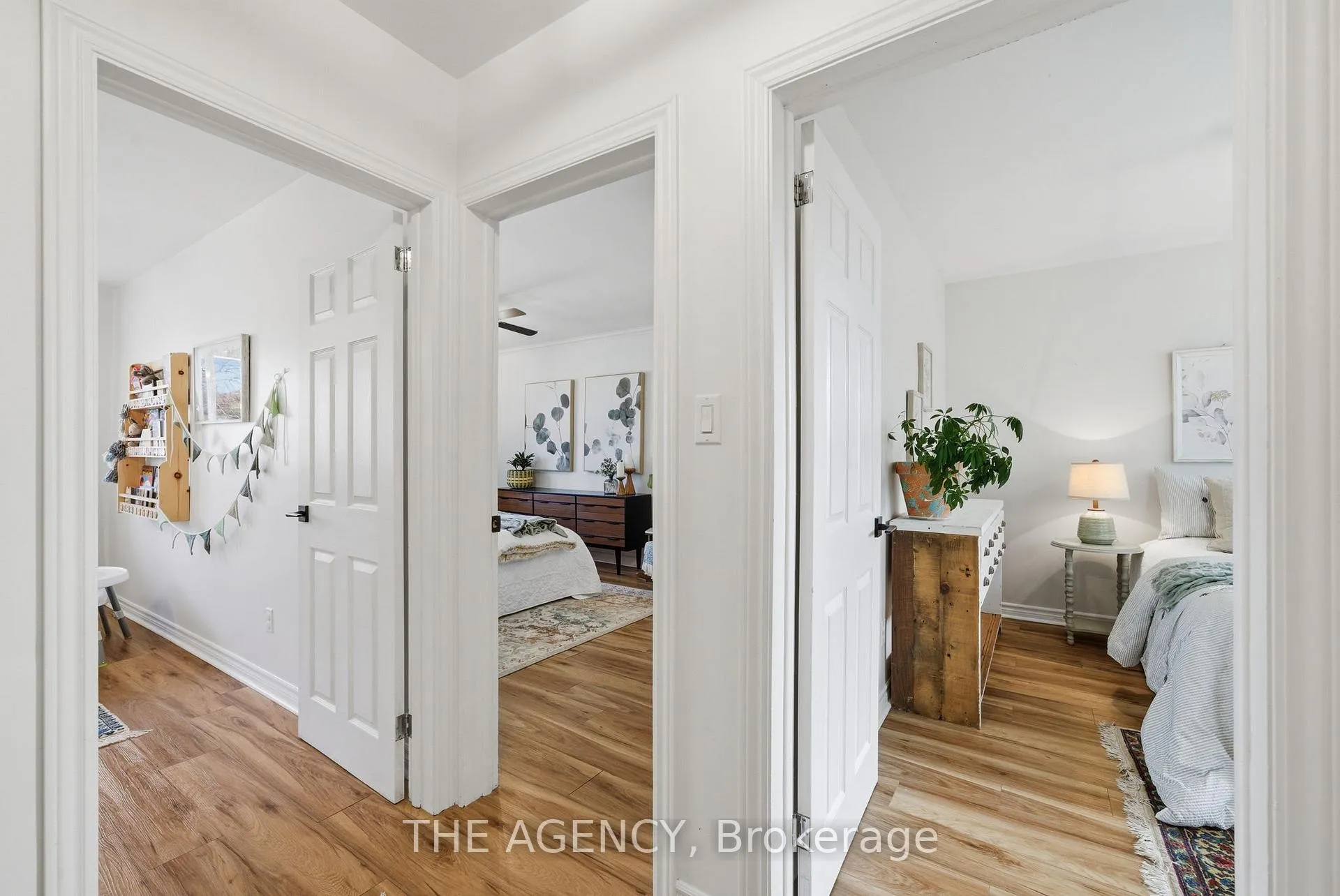 Photo 16 of 118 Applewood Crescent, Whitby, Blue Grass Meadows — HOMEH