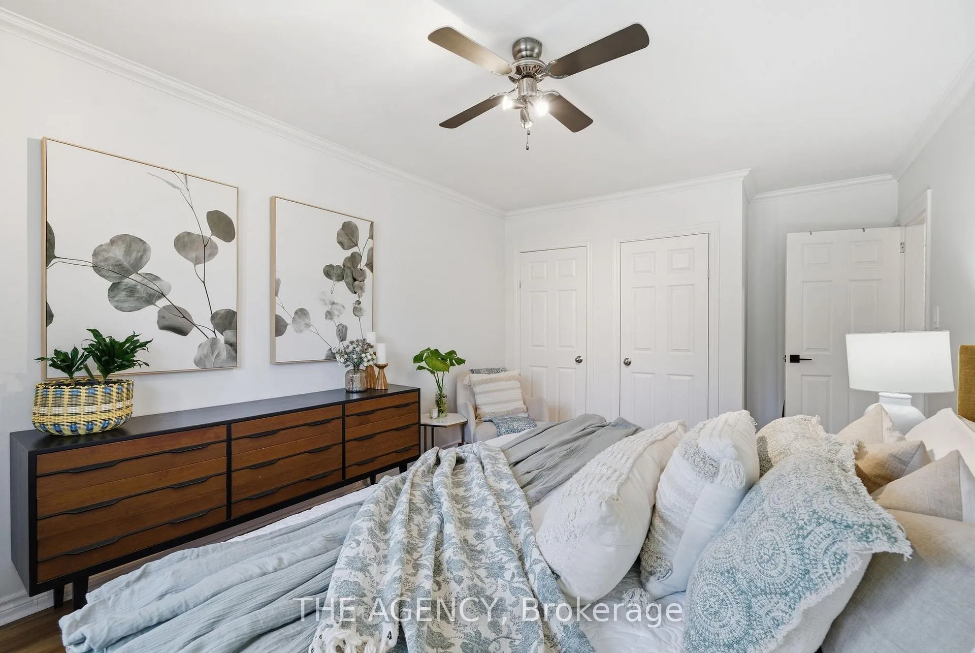 Photo 21 of 118 Applewood Crescent, Whitby, Blue Grass Meadows — HOMEH