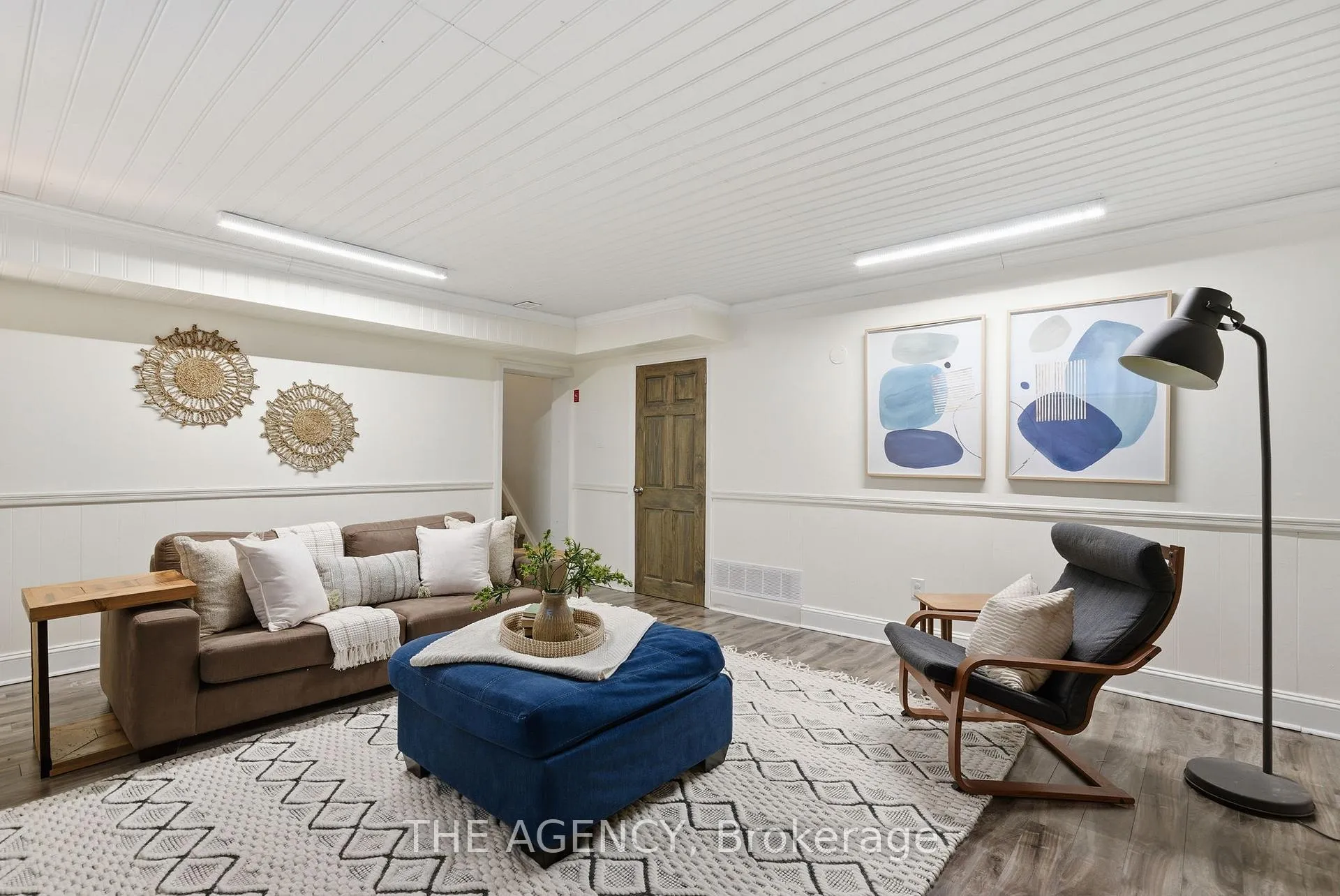 Photo 28 of 118 Applewood Crescent, Whitby, Blue Grass Meadows — HOMEH