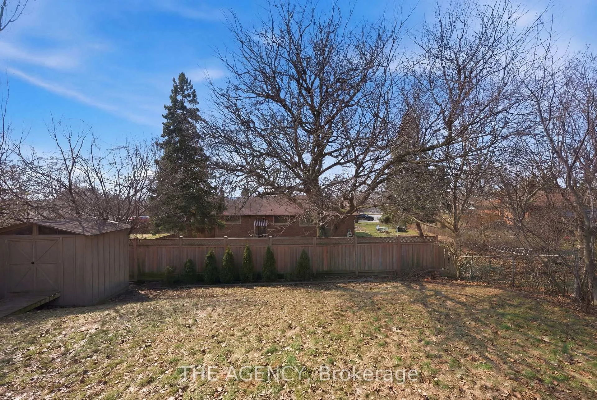 Photo 41 of 118 Applewood Crescent, Whitby, Blue Grass Meadows — HOMEH