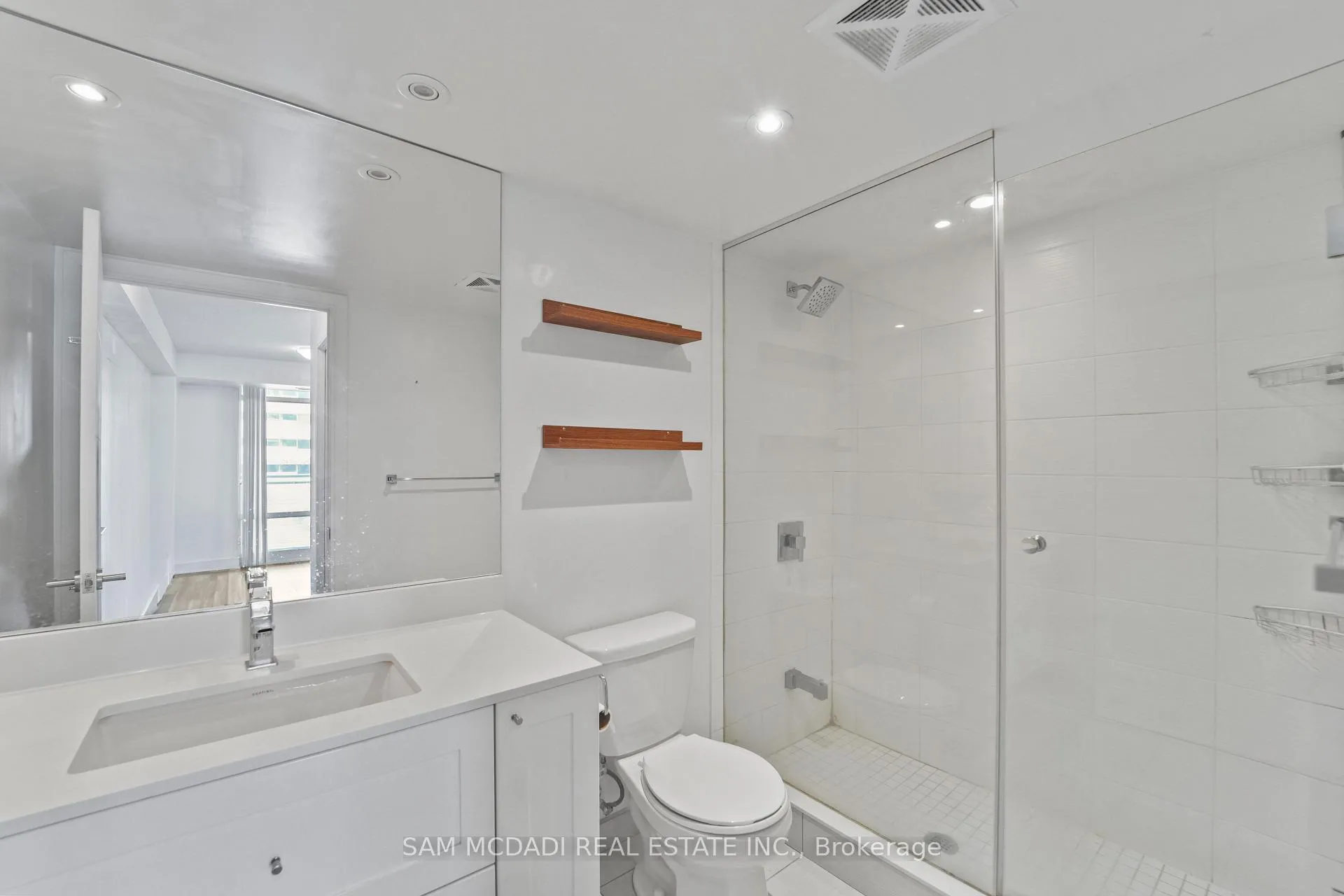 Photo 12 of Unit 313, 525 Adelaide Street W, Toronto, Waterfront Communities — HOMEH