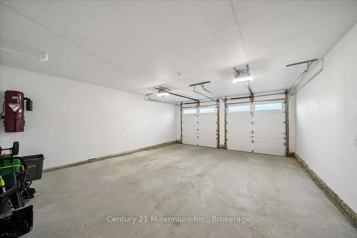 Photo 48 of 161 Springside Crescent, Blue Mountains — HOMEH