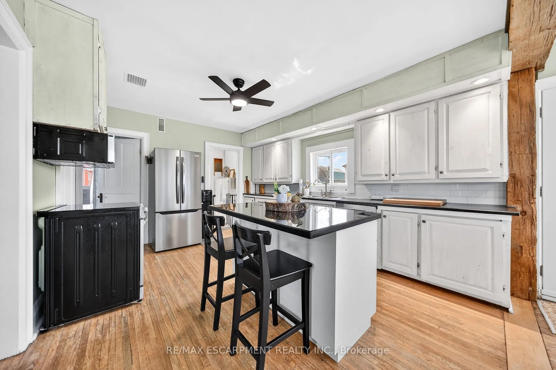 Photo 10 of 984 Cheapside Road, Haldimand — HOMEH