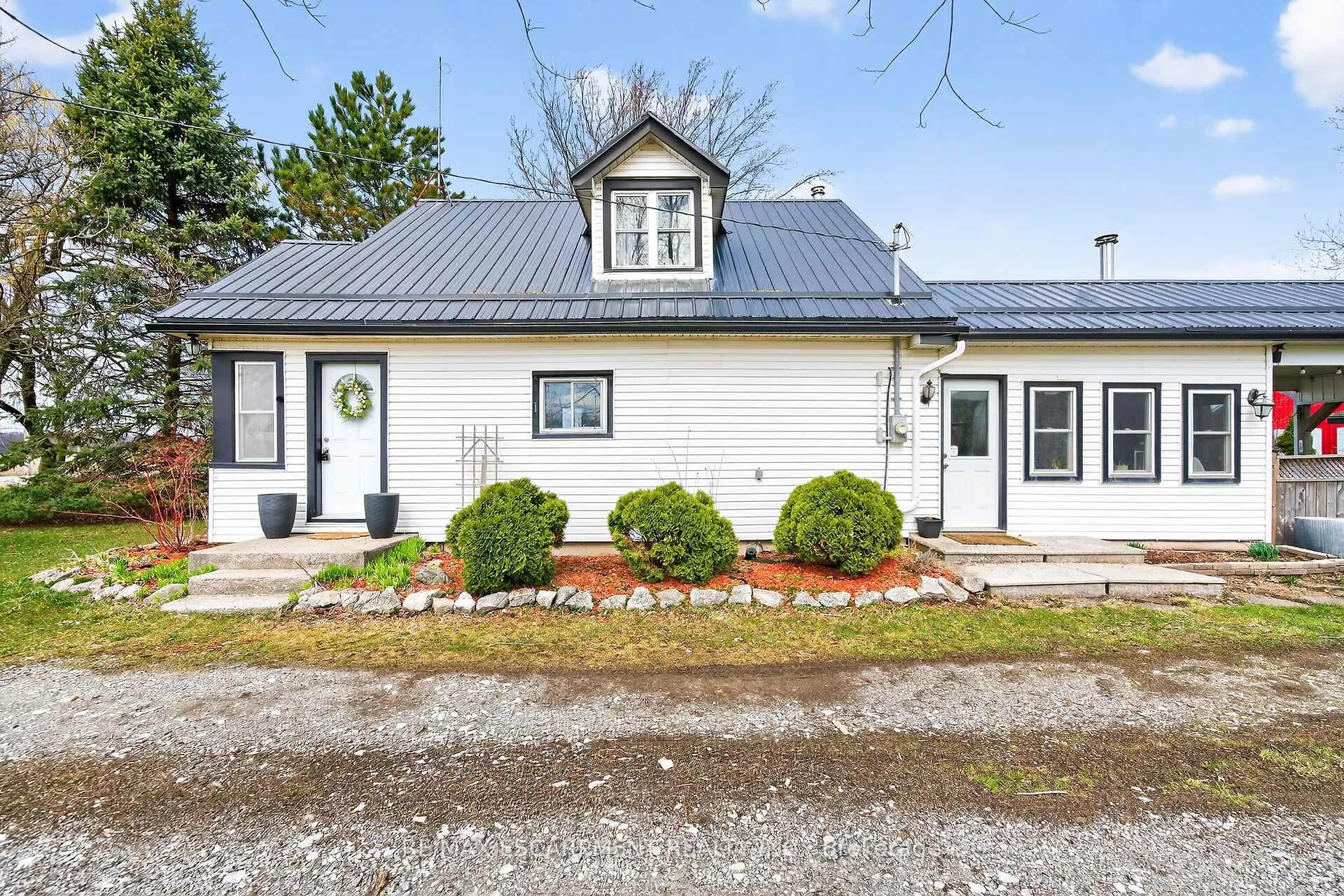 Photo 43 of 984 Cheapside Road, Haldimand — HOMEH