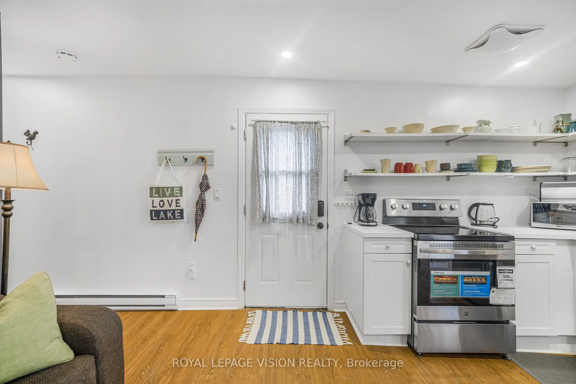 Photo 7 of 46 John Street, Norfolk, Port Dover — HOMEH