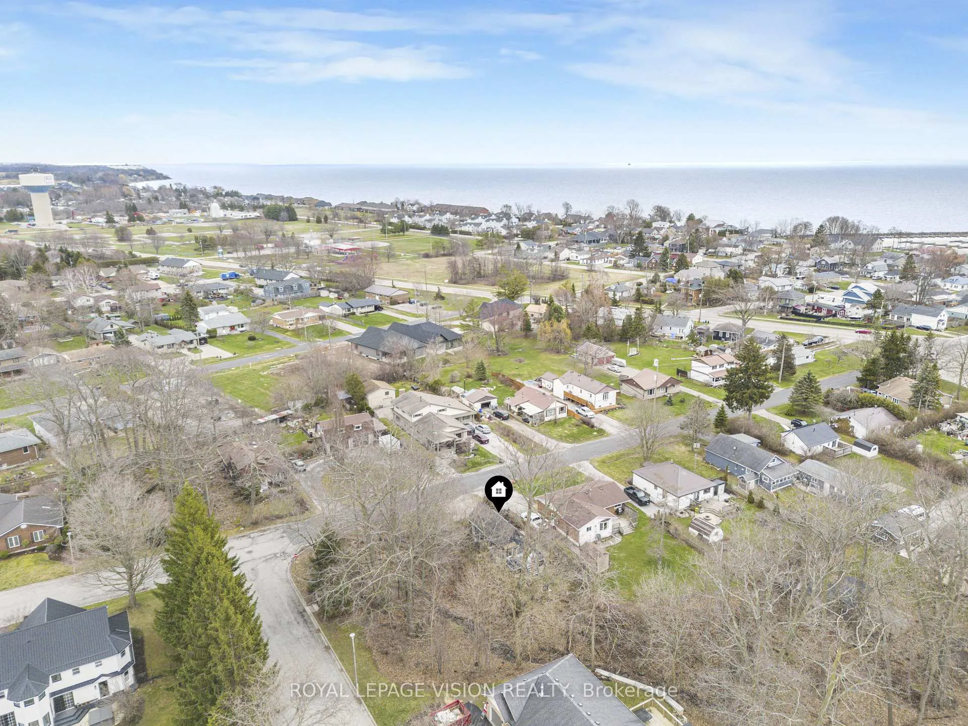 Photo 20 of 46 John Street, Norfolk, Port Dover — HOMEH