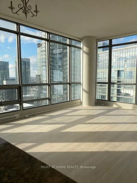 Front of Unit 3007, 5 Mariner Terrace