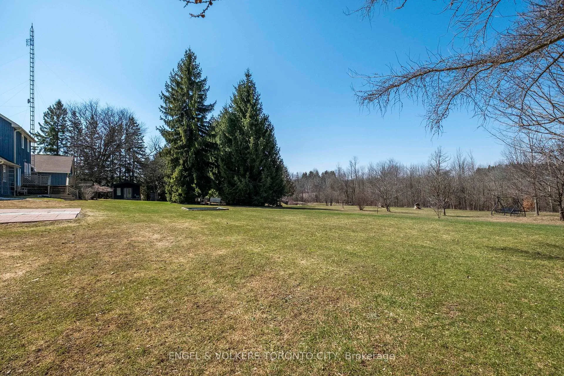 Photo 45 of 9206 Sideroad 17 Road, Erin, Rural Erin — HOMEH
